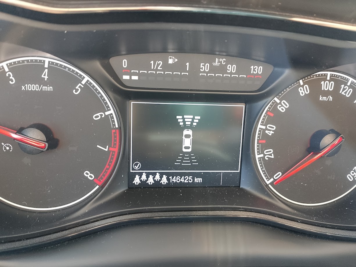 OPEL Zafira 1.6i Turbo 120 Years-image-10