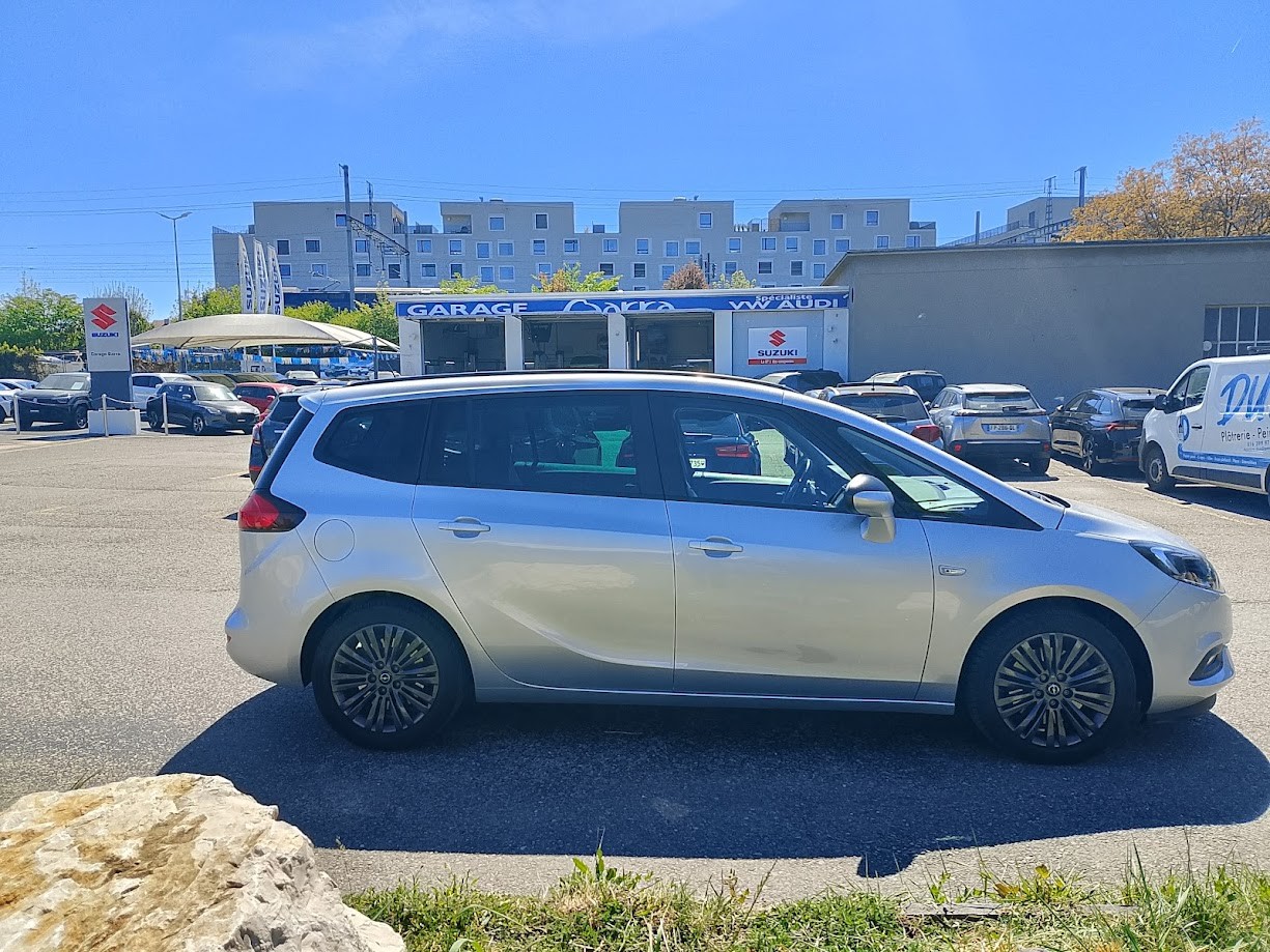 OPEL Zafira 1.6i Turbo 120 Years-image-2