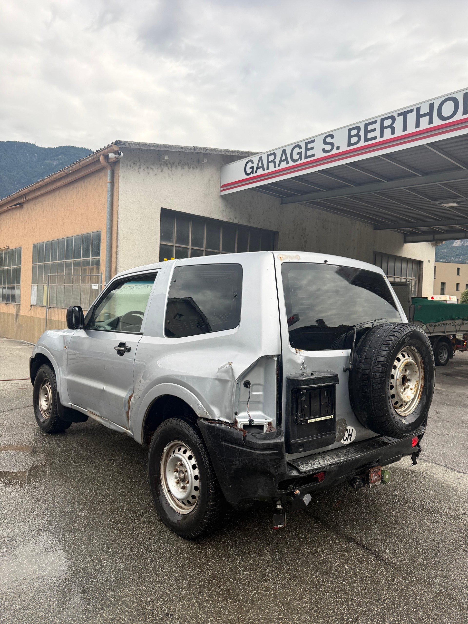 MITSUBISHI Pajero 3.2 DI-D Dakar-image-4