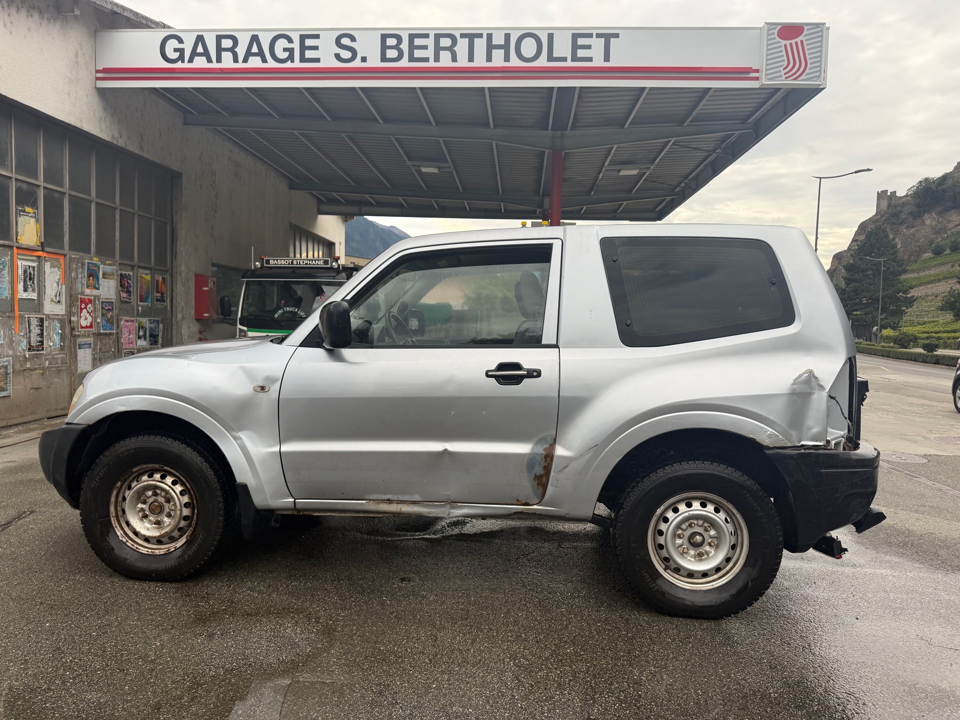 MITSUBISHI Pajero 3.2 DI-D Dakar-image-5