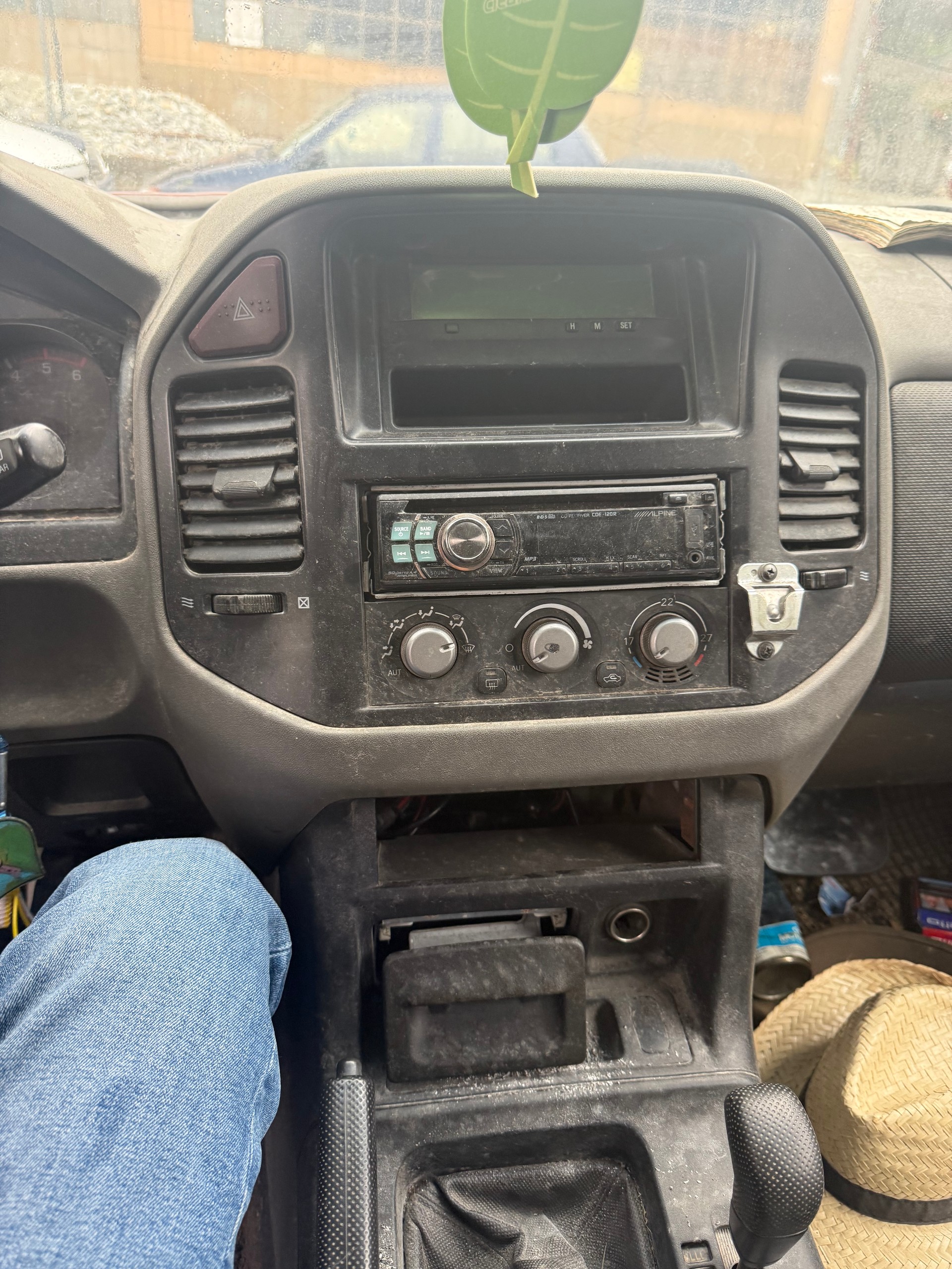 MITSUBISHI Pajero 3.2 DI-D Dakar-image-10