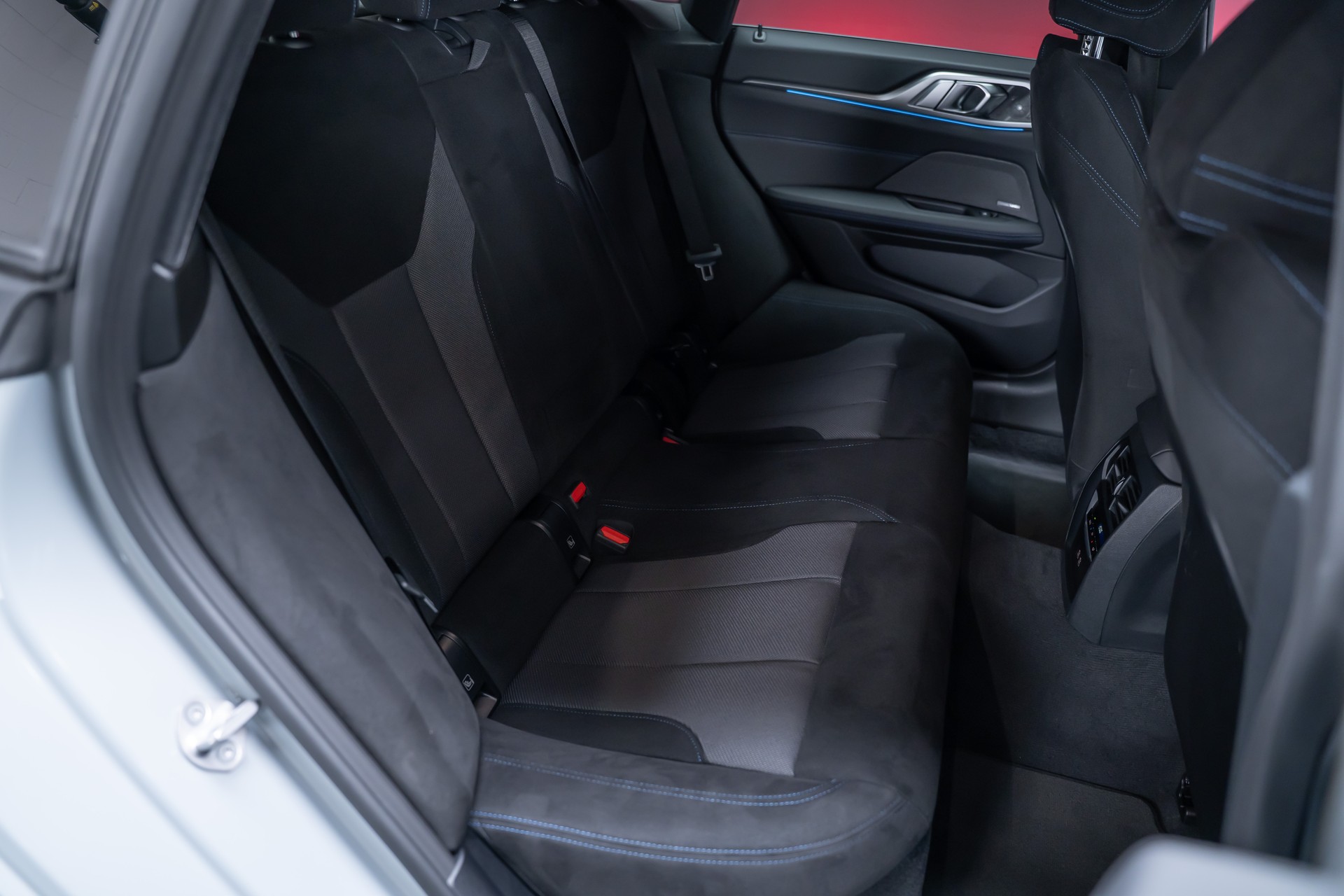 BMW M440i xDrive Gran Coupé / LCI / 360°Kamera / HeadUp-Display / el.Sitze-image-34