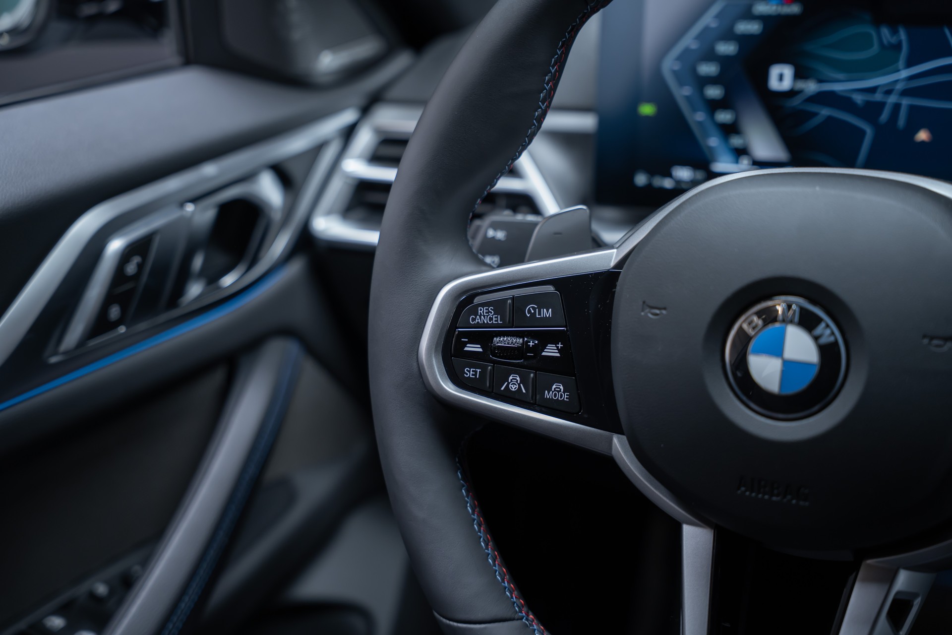 BMW M440i xDrive Gran Coupé / LCI / 360°Kamera / HeadUp-Display / el.Sitze-image-23