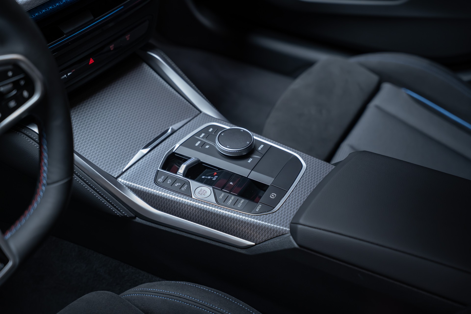 BMW M440i xDrive Gran Coupé / LCI / 360°Kamera / HeadUp-Display / el.Sitze-image-14