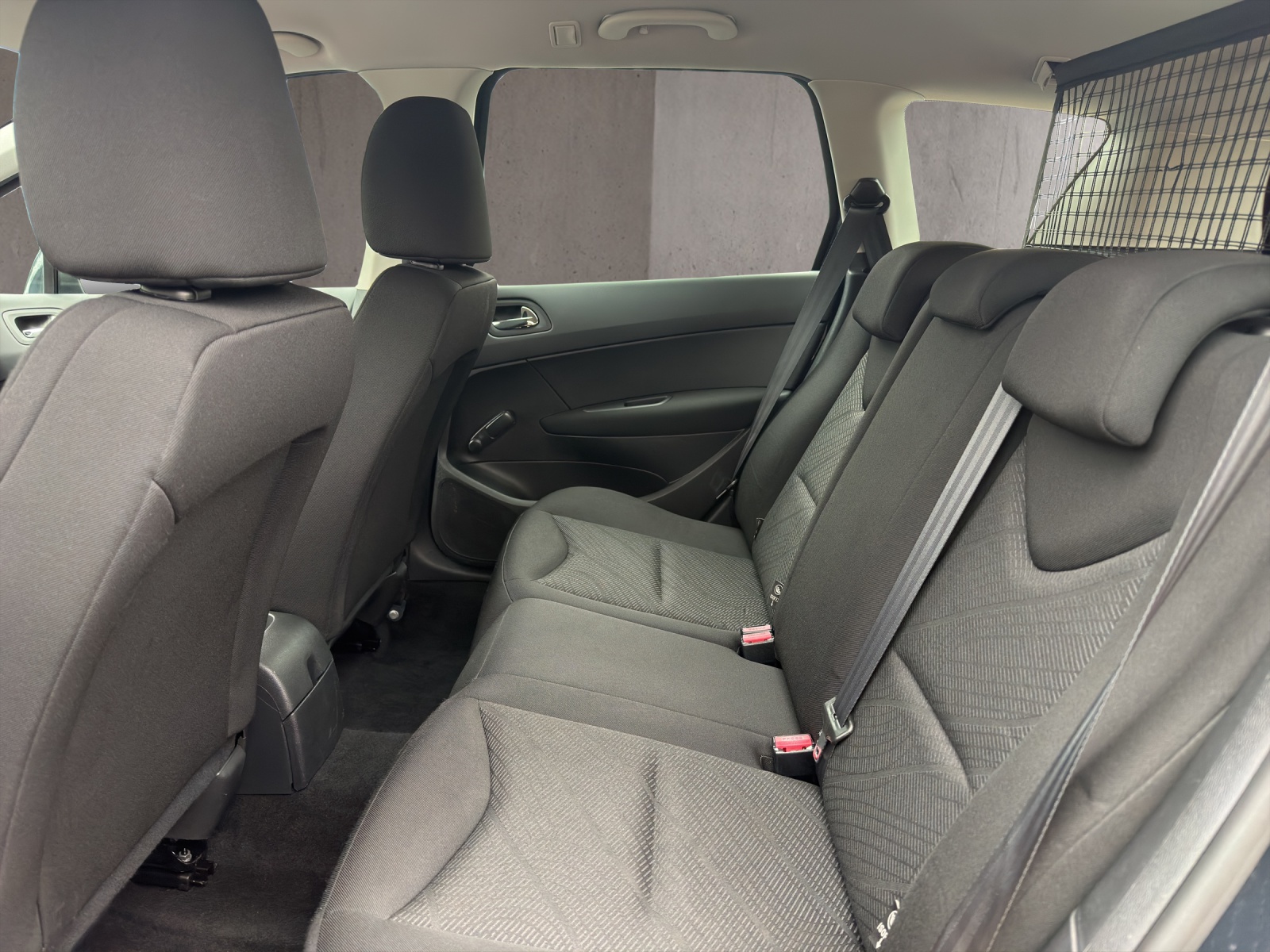 PEUGEOT 308 SW 1.6 HDI Access EGS6-image-6