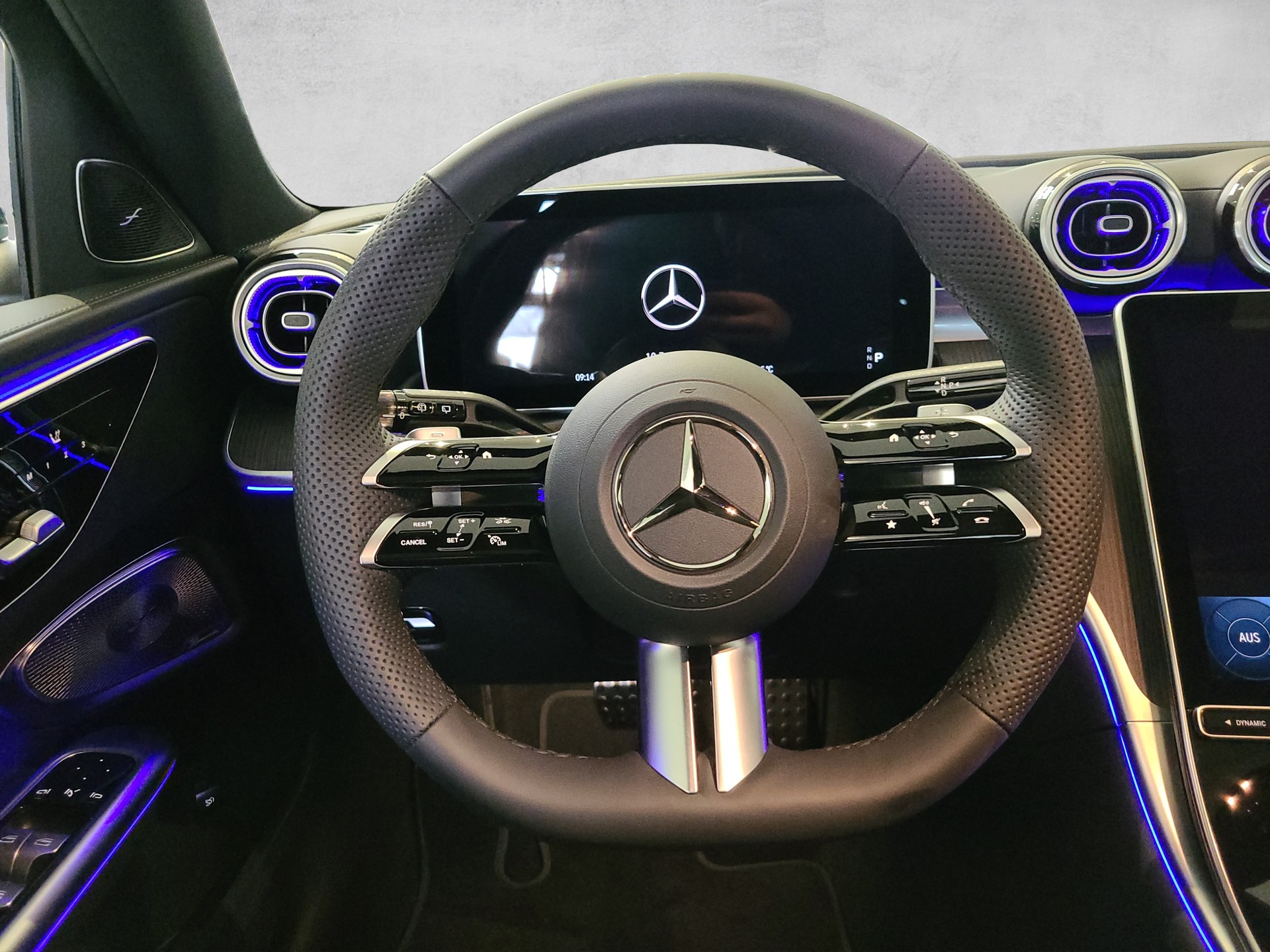 MERCEDES-BENZ C 220 d 4M T Swiss Star S206-image-11