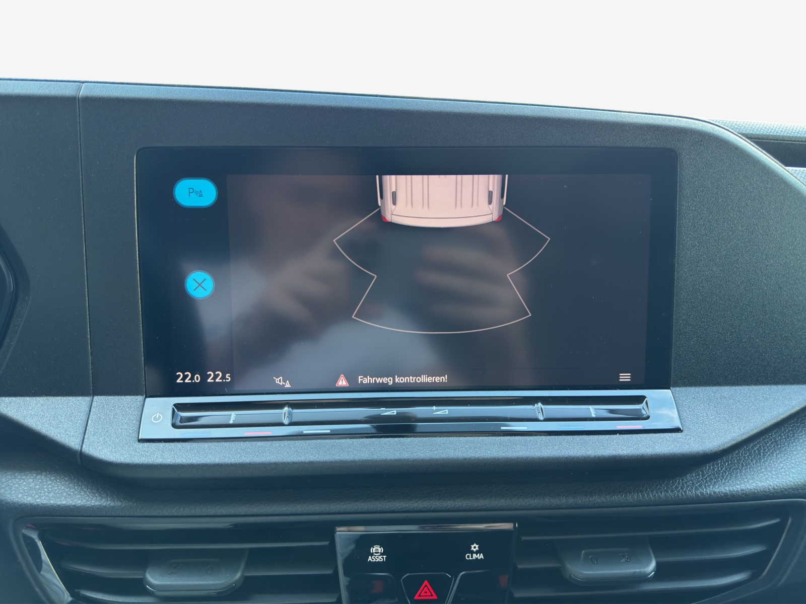 VW Caddy Cargo 2.0TDI Maxi 4Motion-image-15