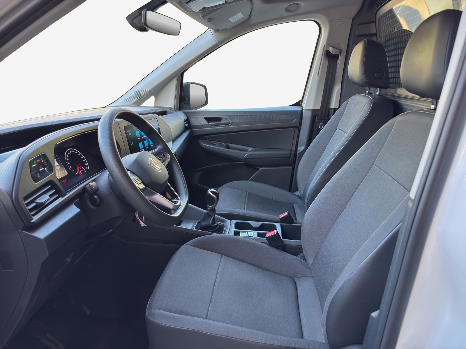 VW Caddy Cargo 2.0TDI Maxi 4Motion-image-7