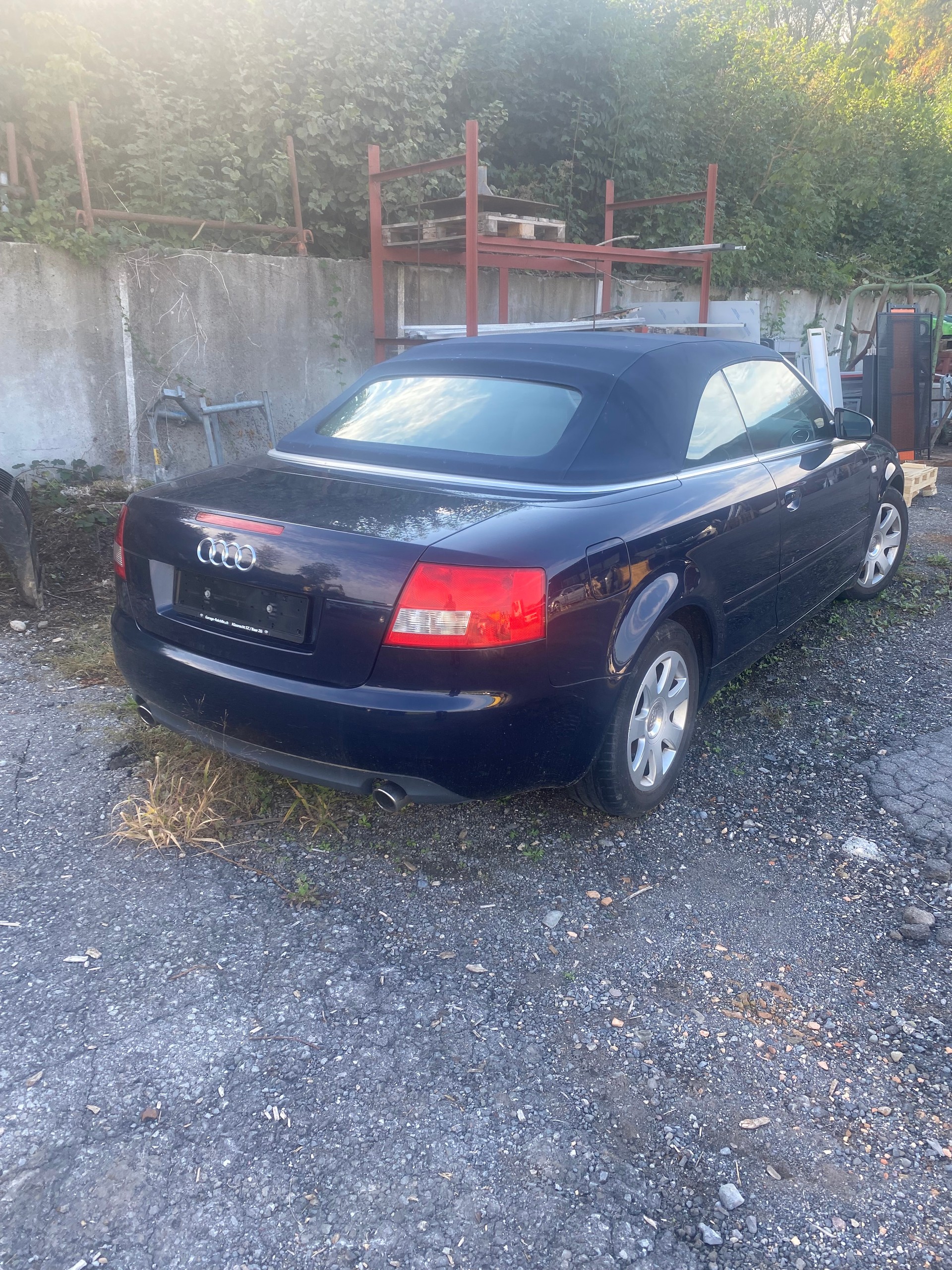 AUDI A4 Cabriolet 2.4 V6-image-2