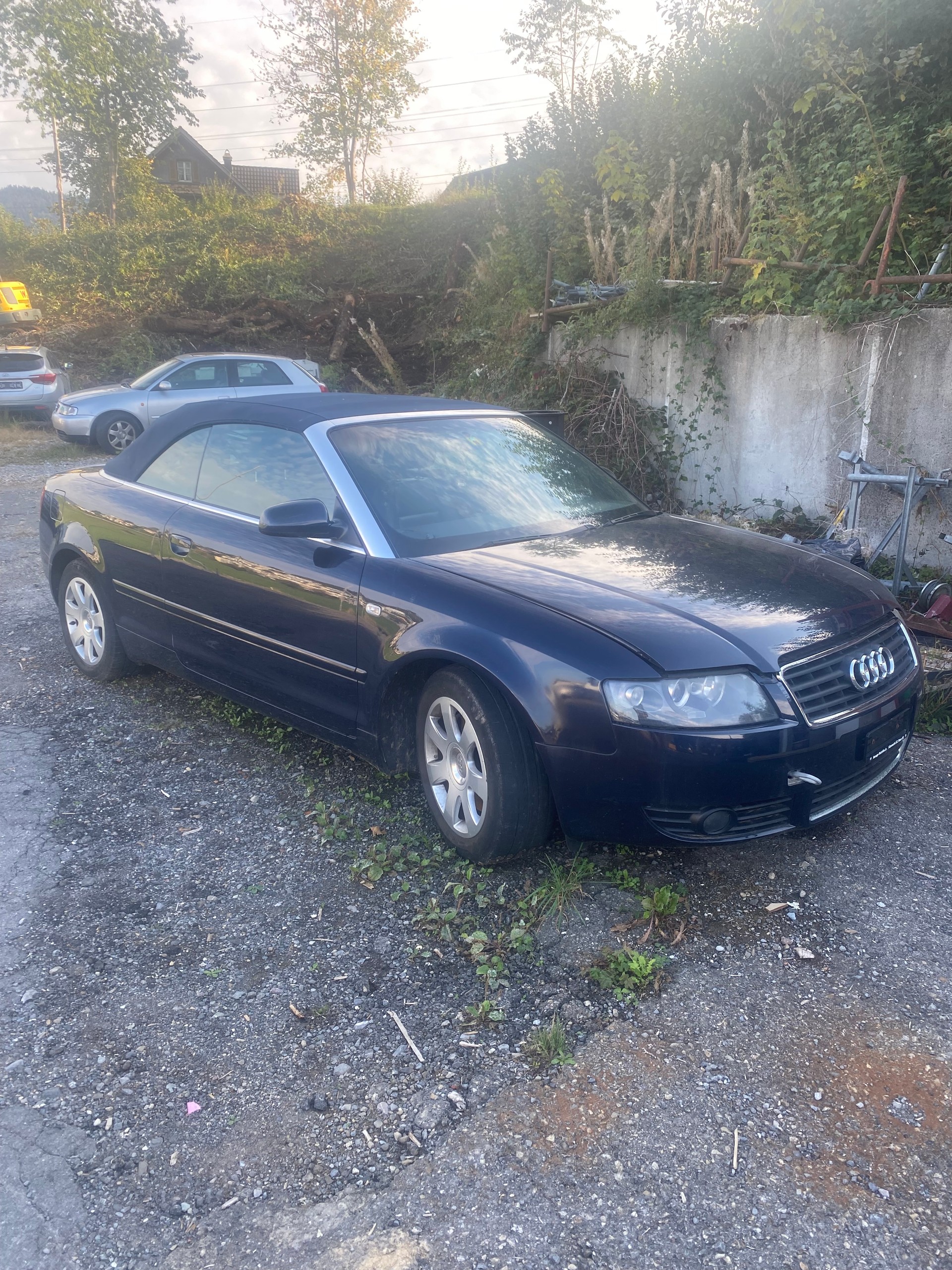 AUDI A4 Cabriolet 2.4 V6-image-0