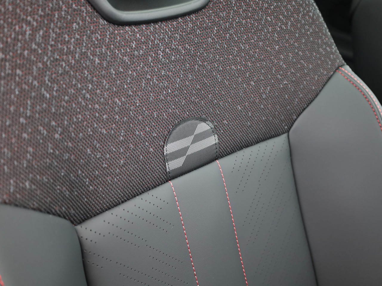 MINI Cooper S DKG-image-29