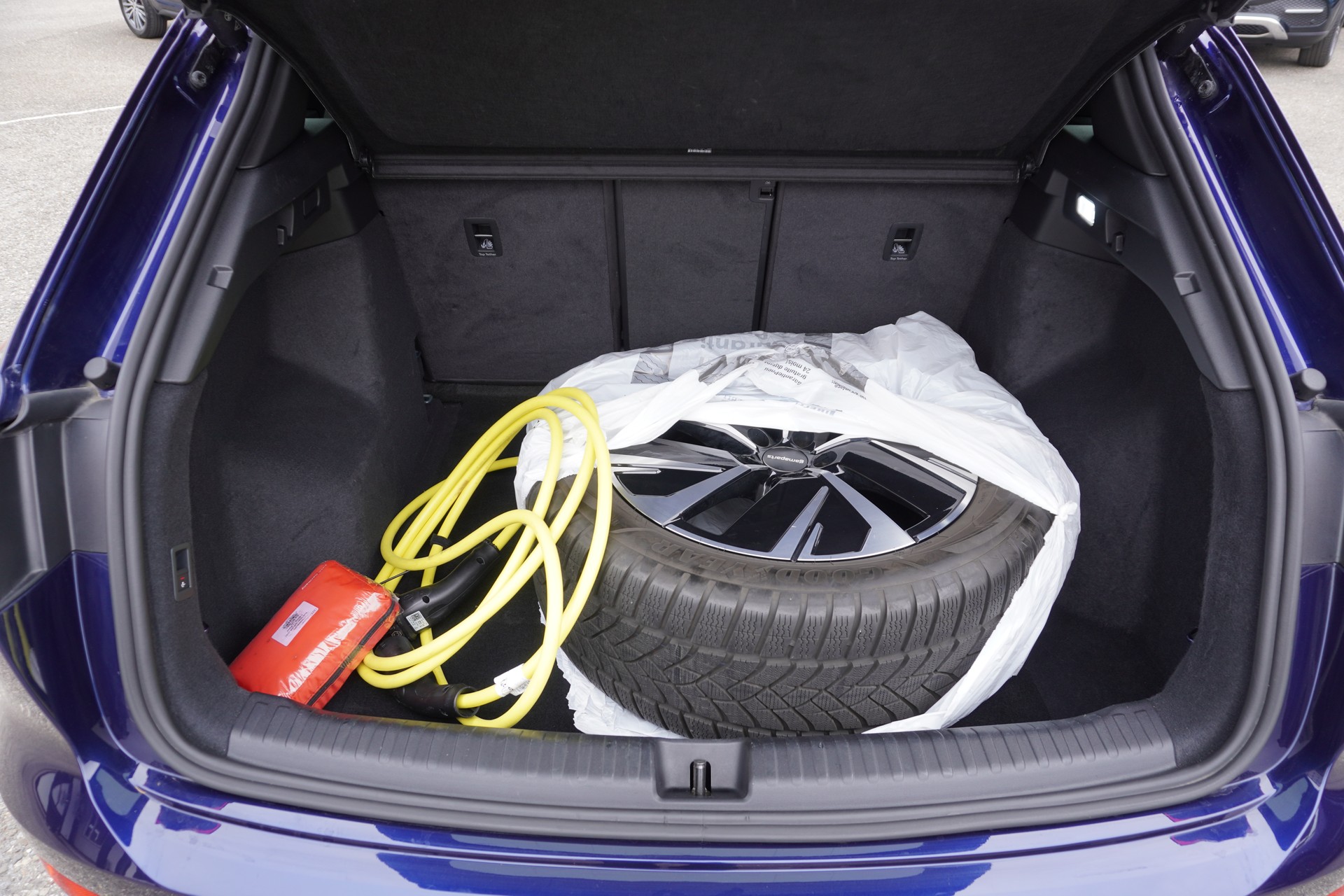 AUDI Q4 e-tron 50 quattro S-LINE!!!-image-10