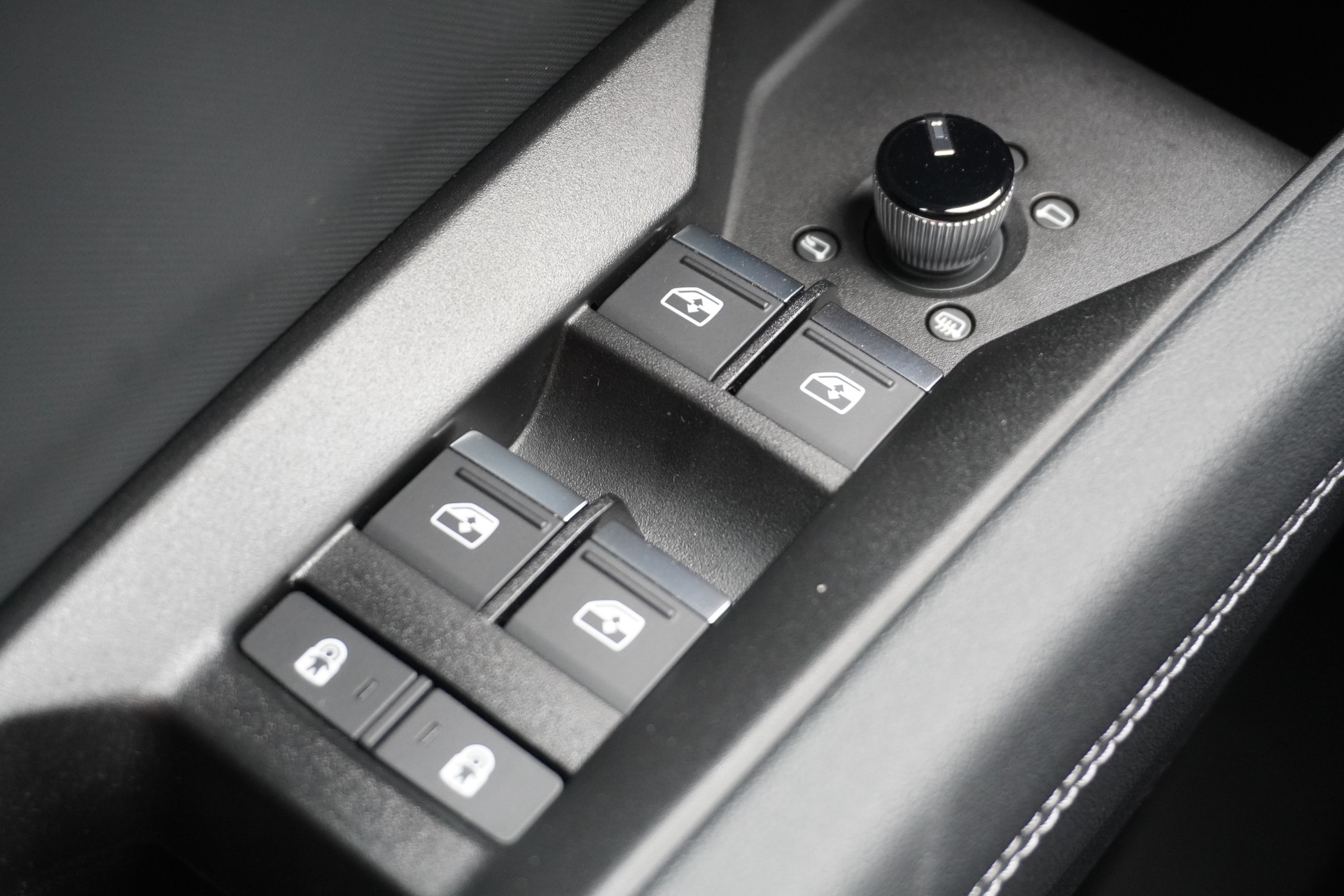 AUDI Q4 e-tron 50 quattro S-LINE!!!-image-40