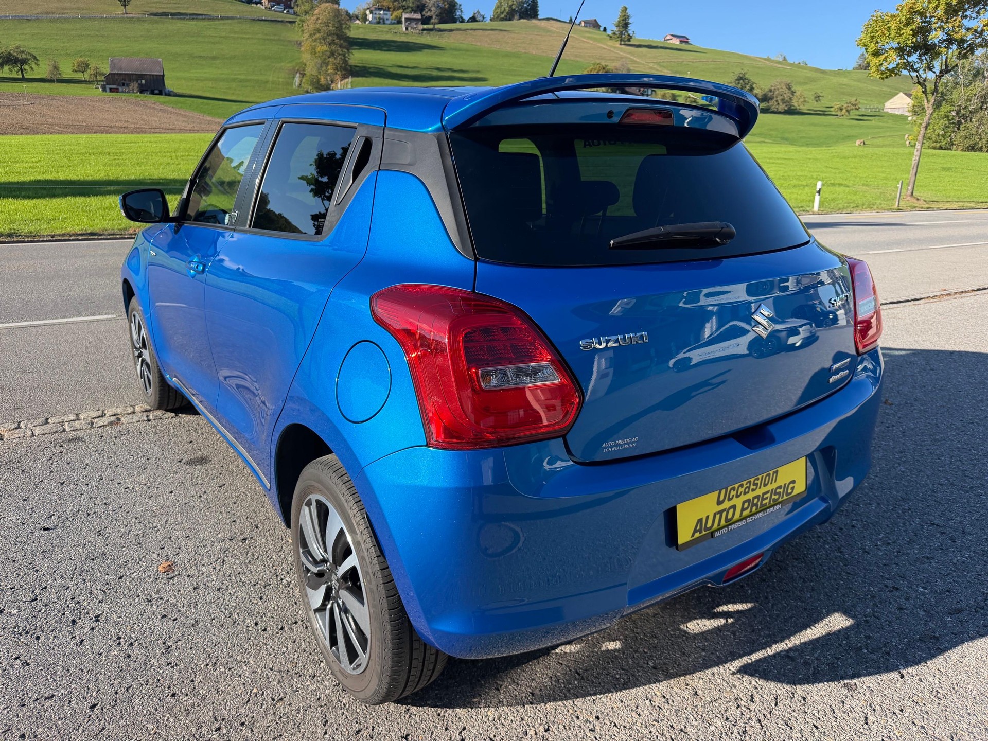 SUZUKI Swift 1.2 Tradizio Top Hybrid 4x4-image-7