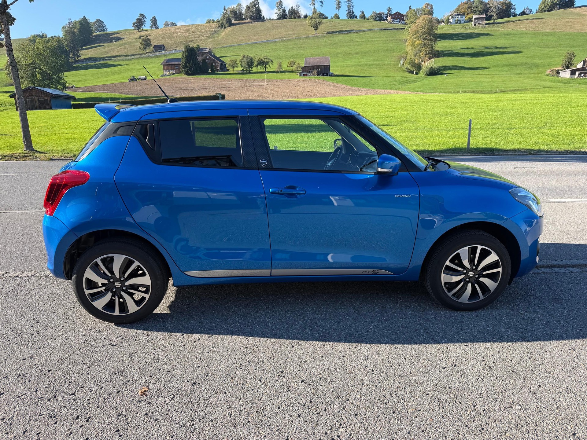 SUZUKI Swift 1.2 Tradizio Top Hybrid 4x4-image-9