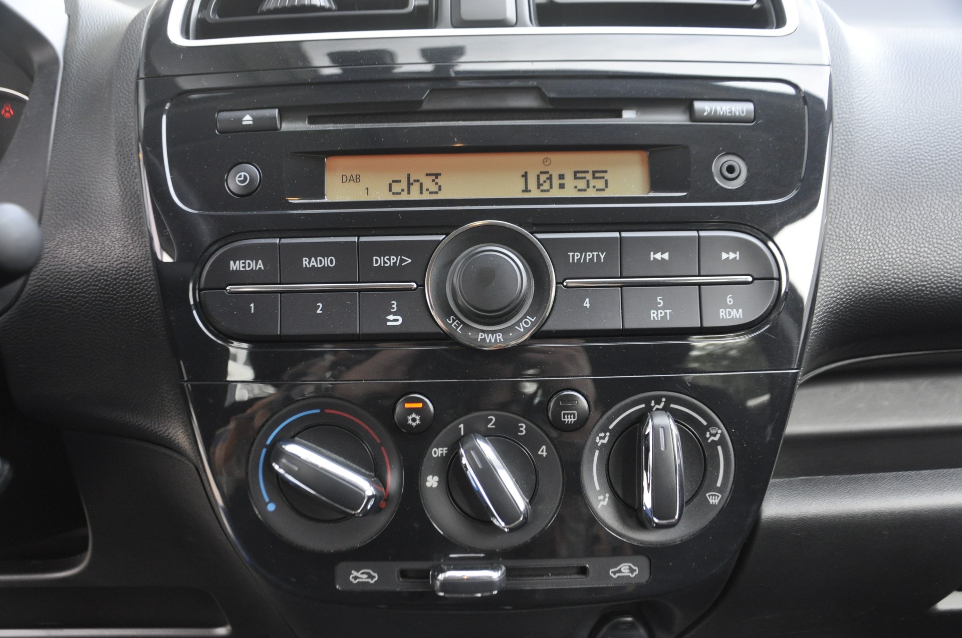 MITSUBISHI Space Star 1.2 CVT Pure-image-11