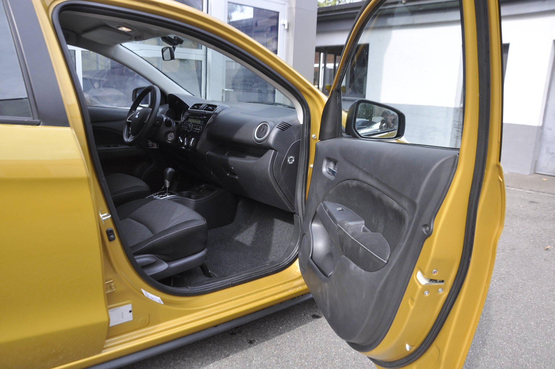 MITSUBISHI Space Star 1.2 CVT Pure-image-6