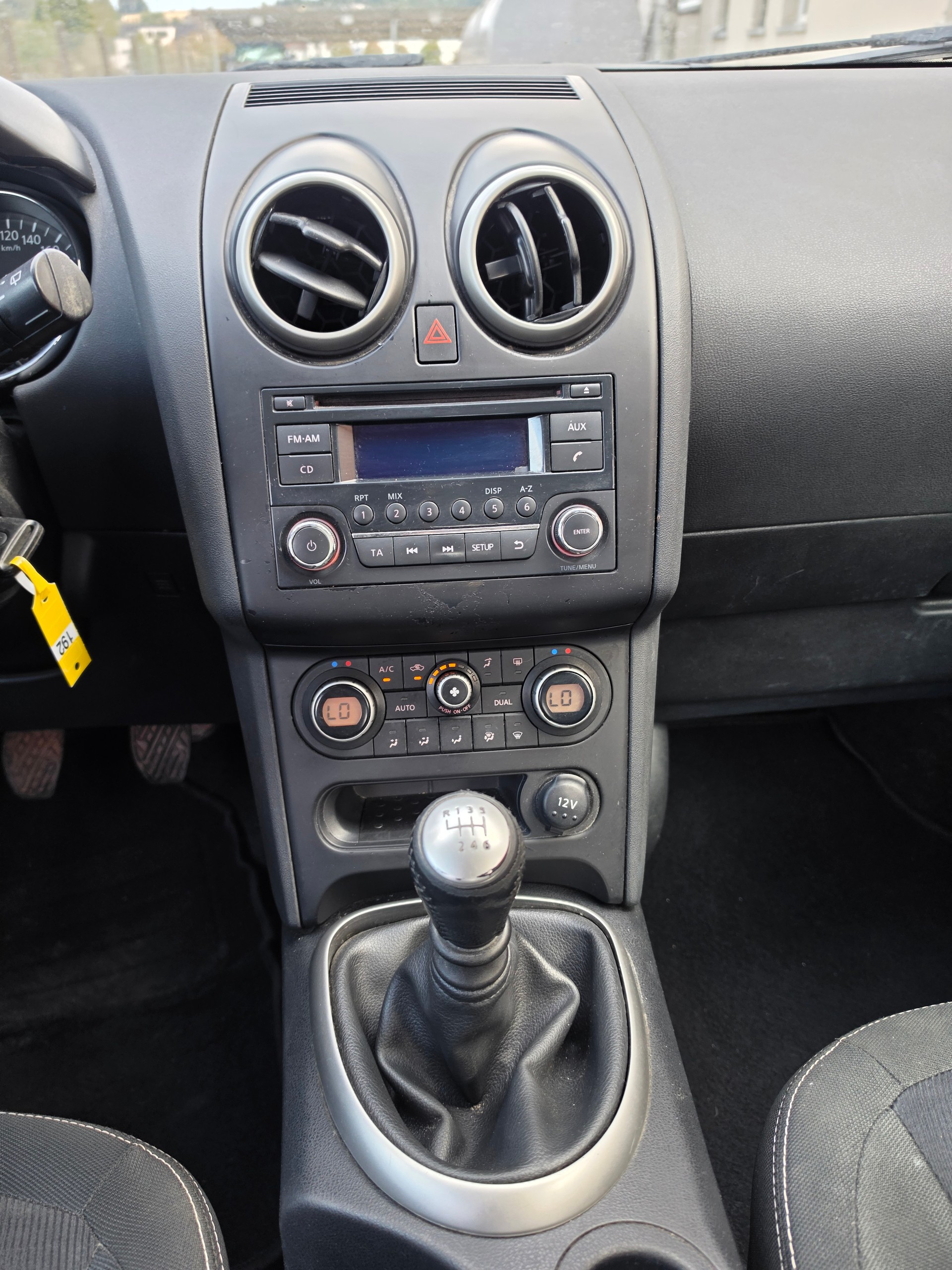 NISSAN Qashqai 2.0 dCi acenta-image-14