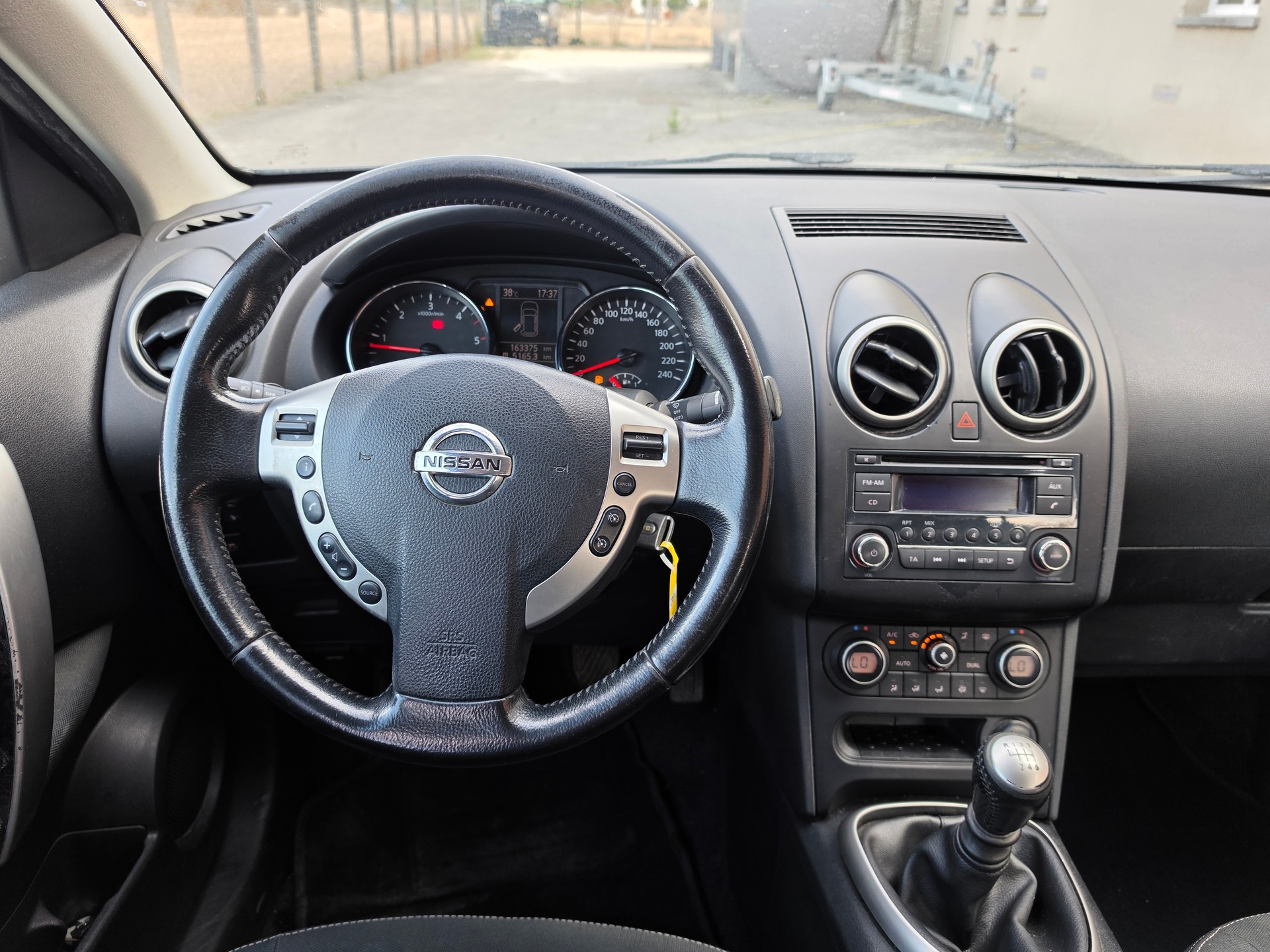 NISSAN Qashqai 2.0 dCi acenta-image-13