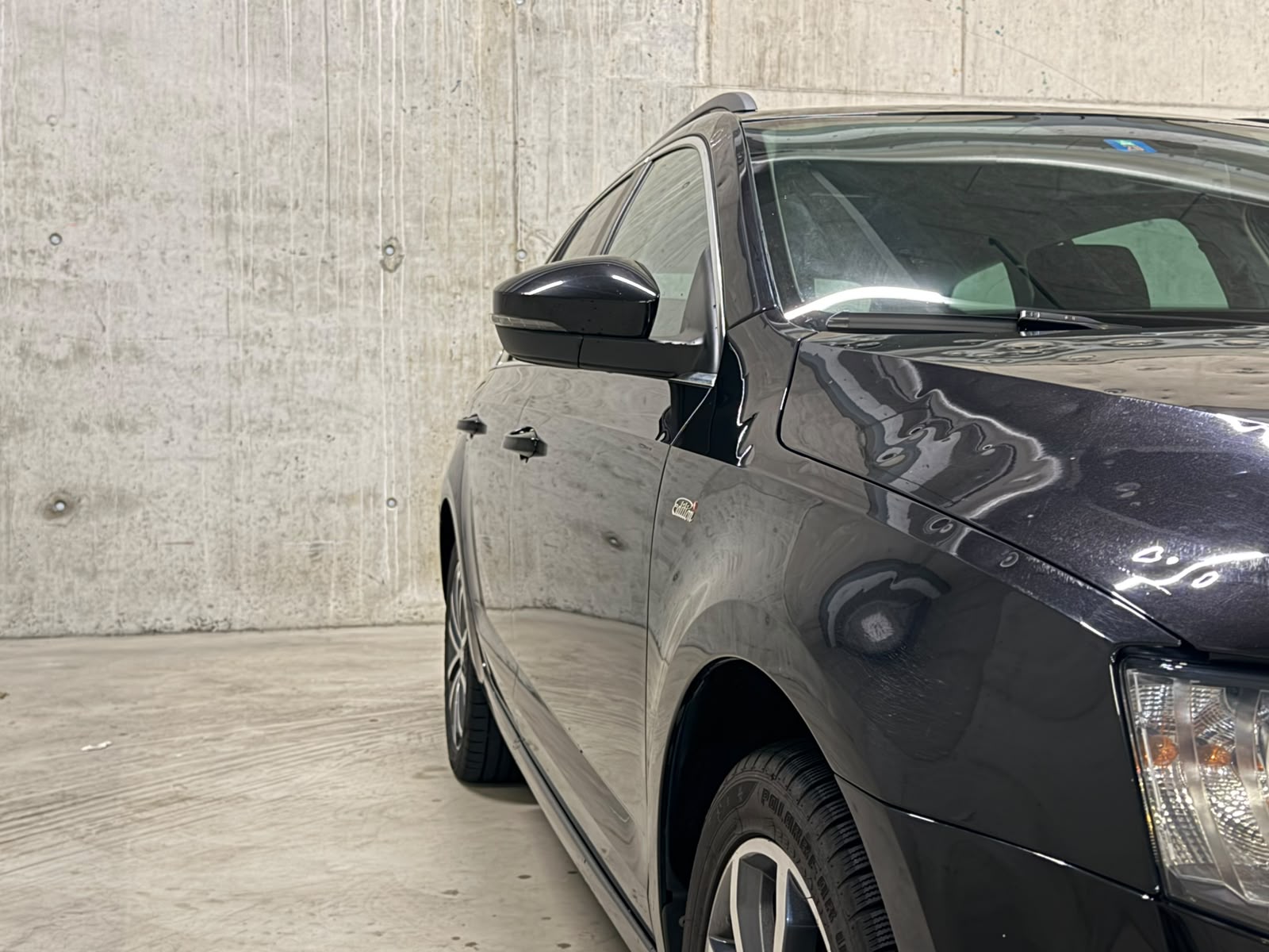 SKODA Octavia Combi 2.0 TDI Swiss Edition 4x4 DSG-image-12