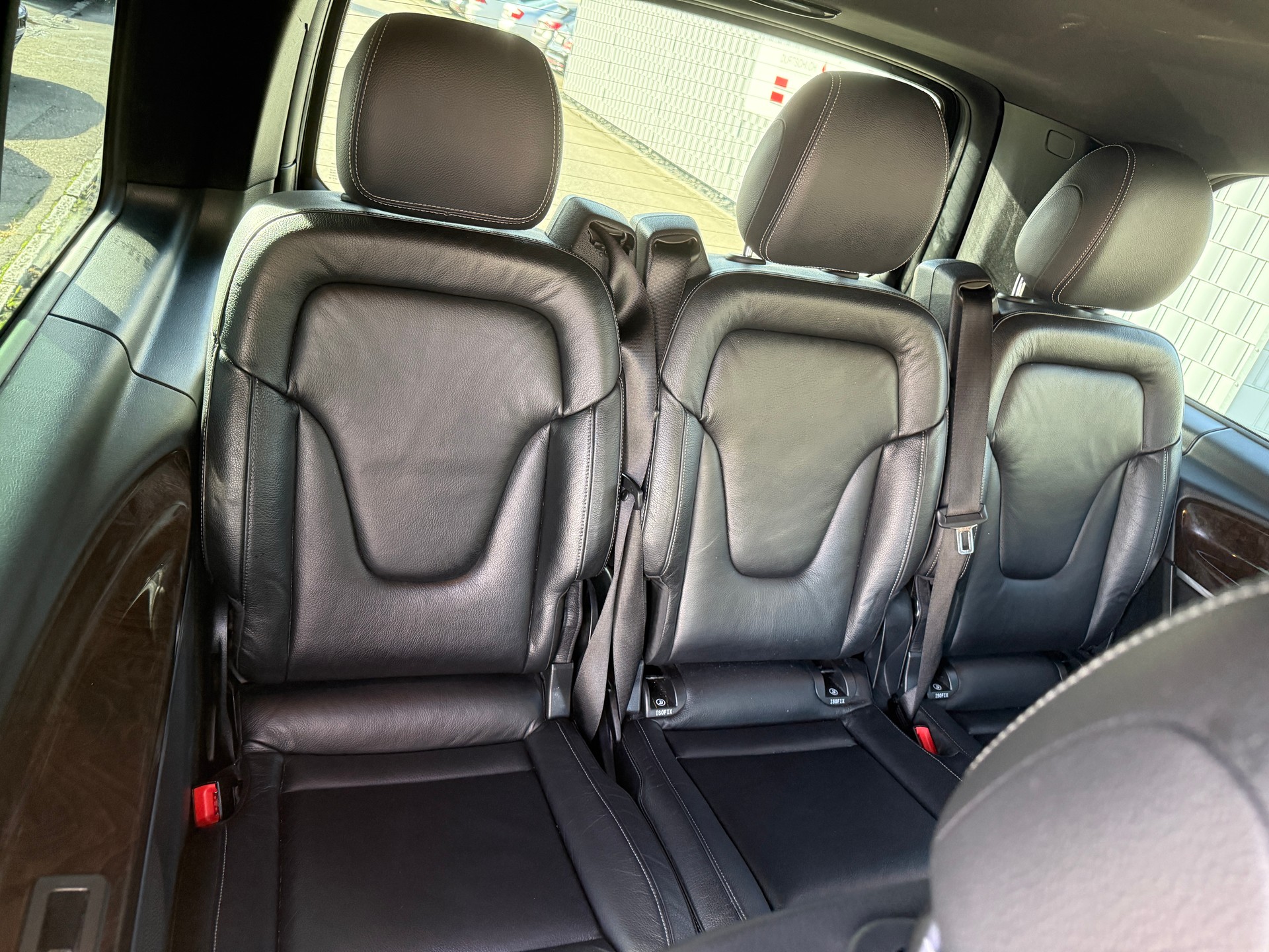 MERCEDES-BENZ V 250 d Avantgarde lang 4Matic 7G-Tronic-image-8