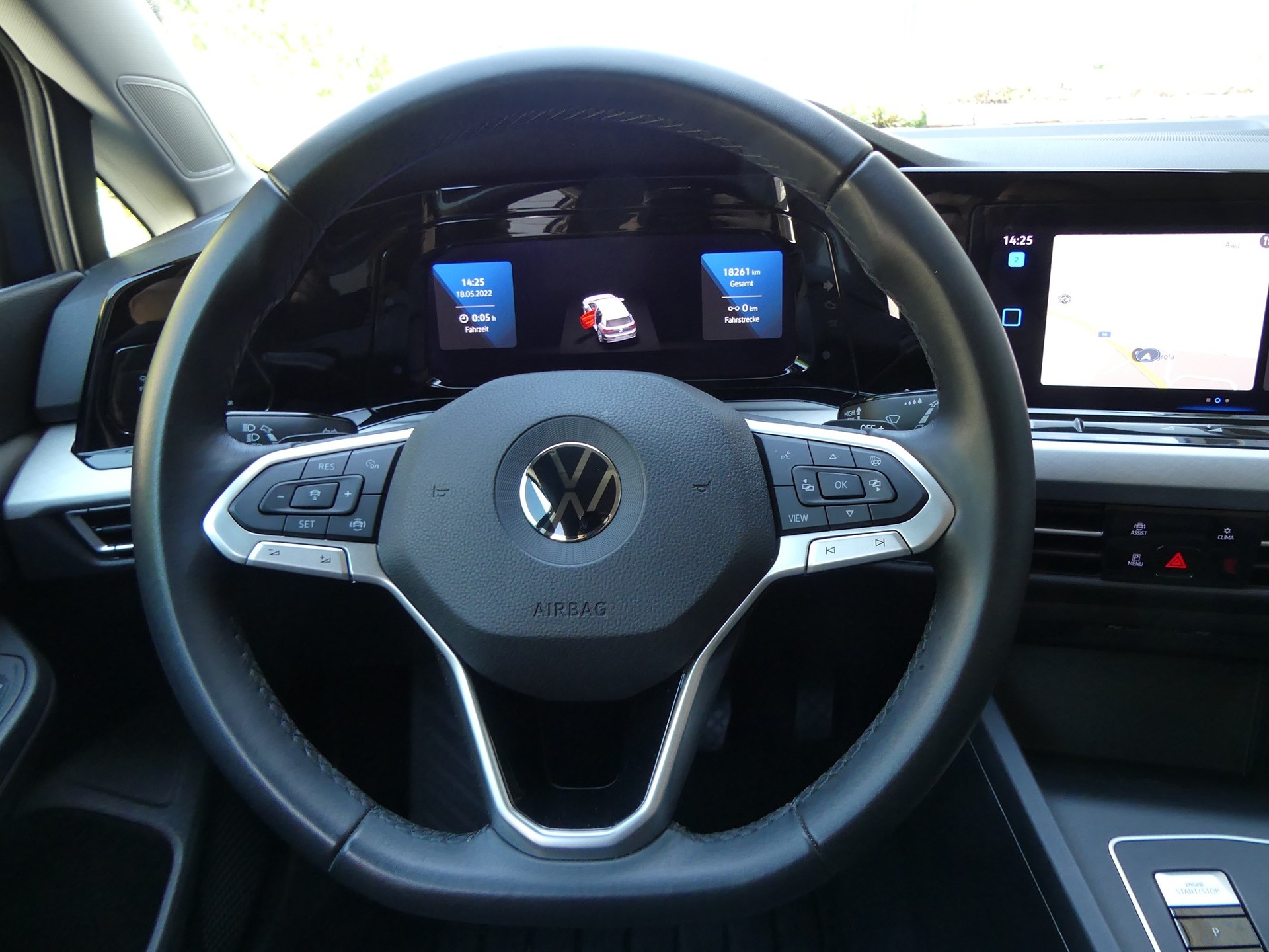VW Golf 1.5 eTSI Style DSG-image-8