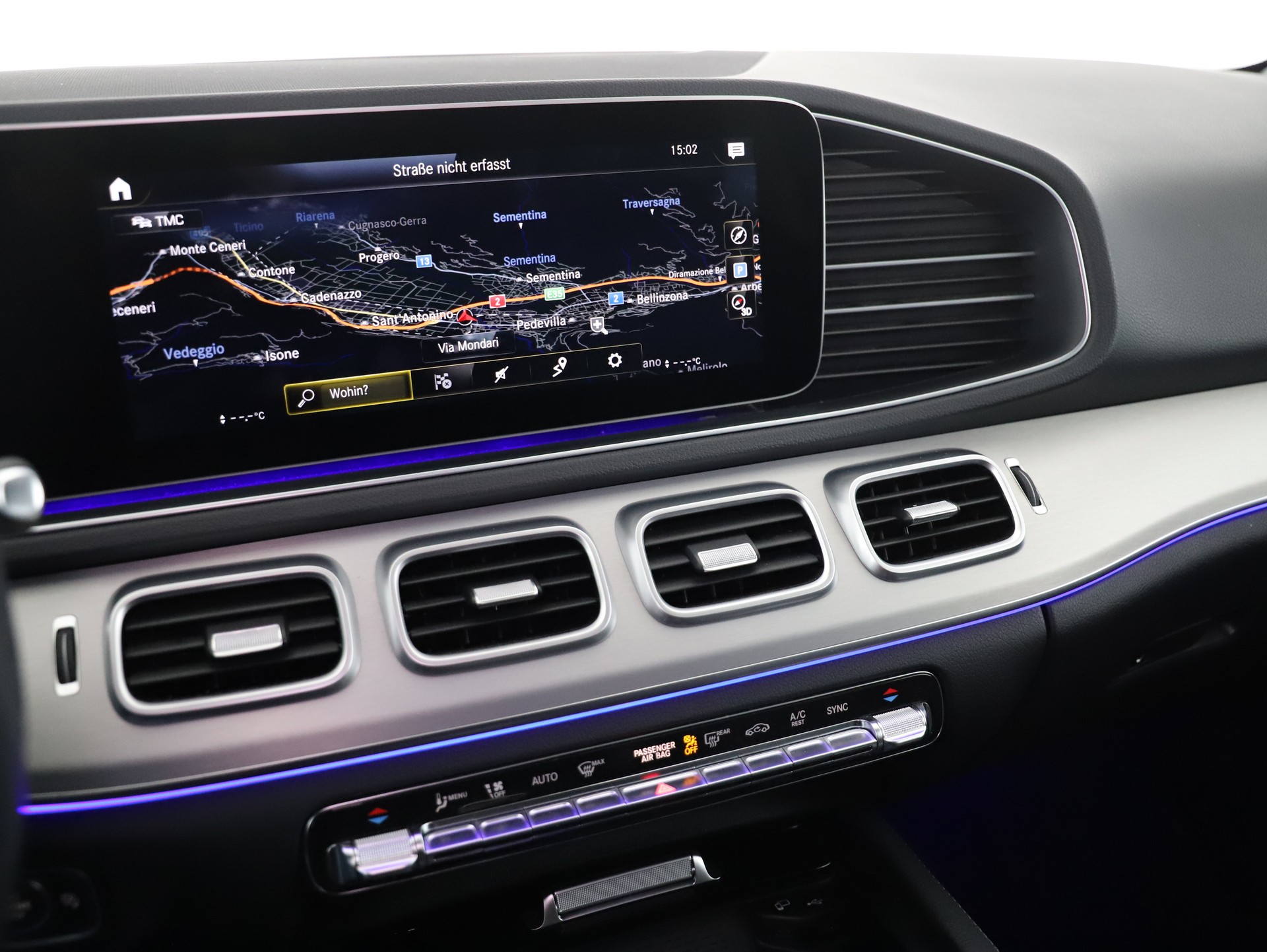 MERCEDES-BENZ GLE 300 d 4Matic-image-13