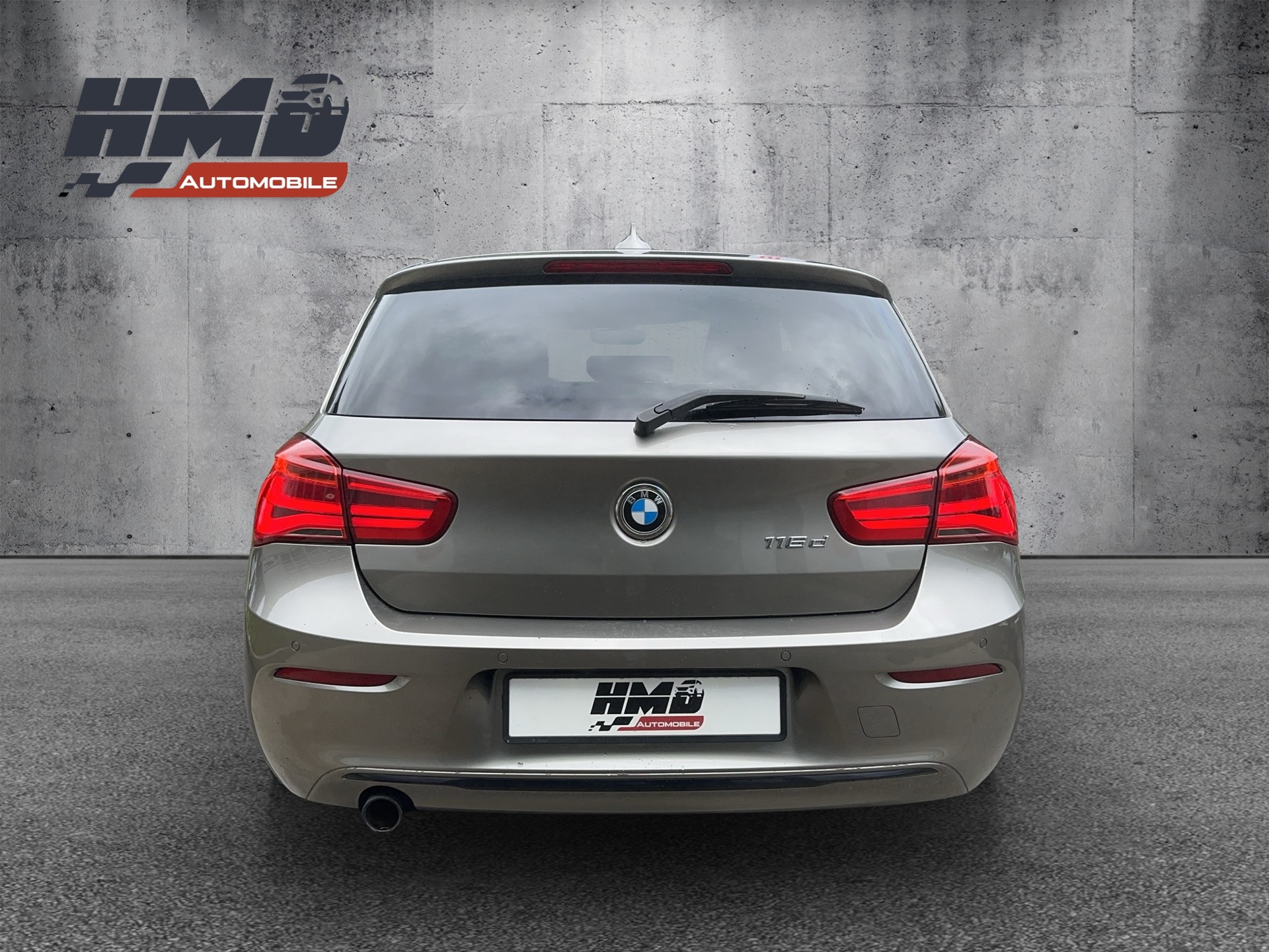BMW 116d Sport Line Steptronic-image-4