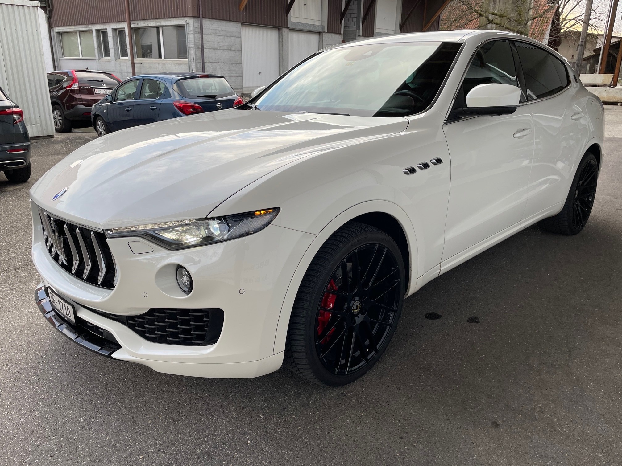 Car photo