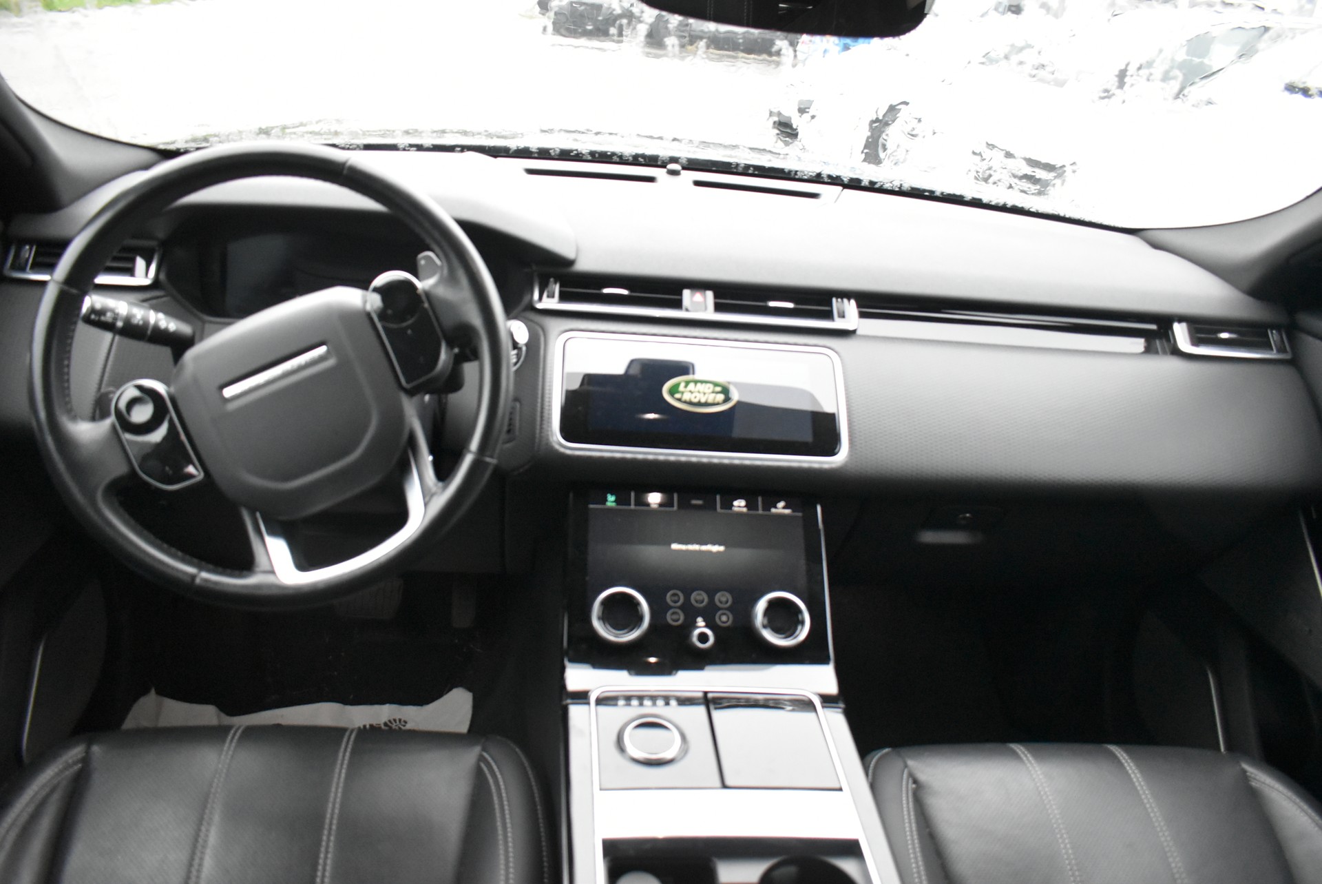 LAND ROVER Range Rover Velar D 240 S Automatic-image-3
