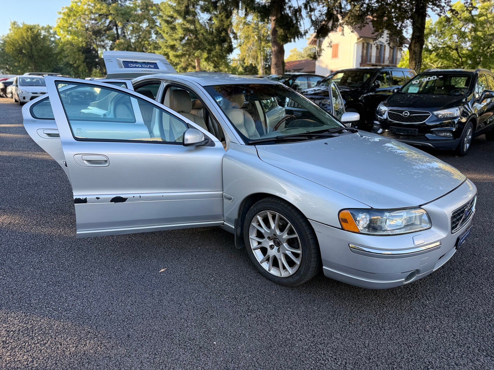VOLVO S60 2.5T AWD Kinetic-image-12