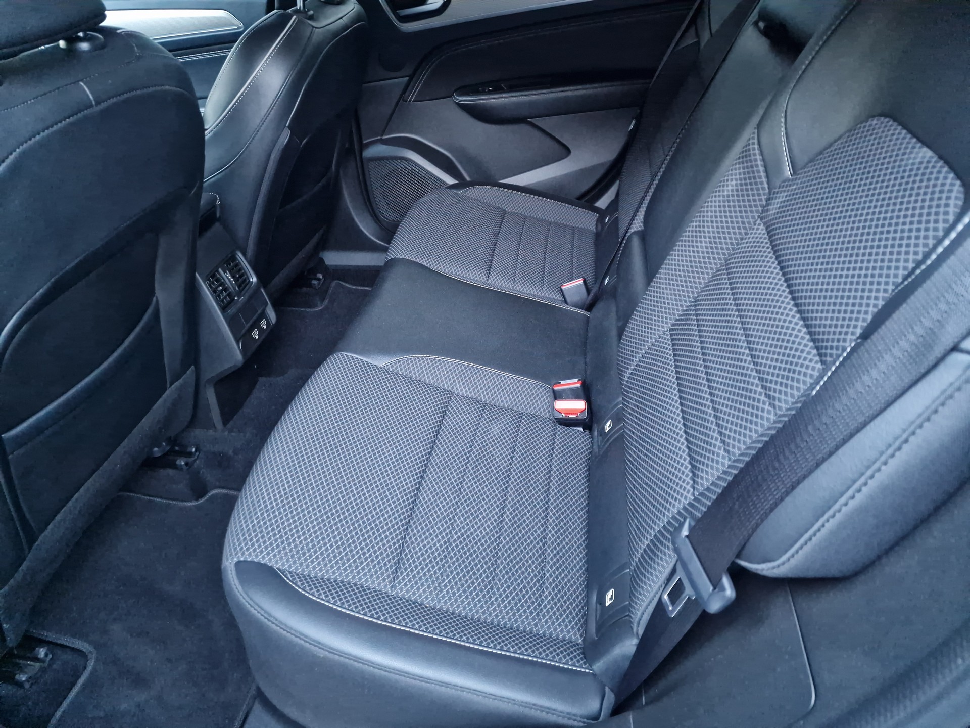 RENAULT Arkana 1.3 TCe Techno EDC-image-14