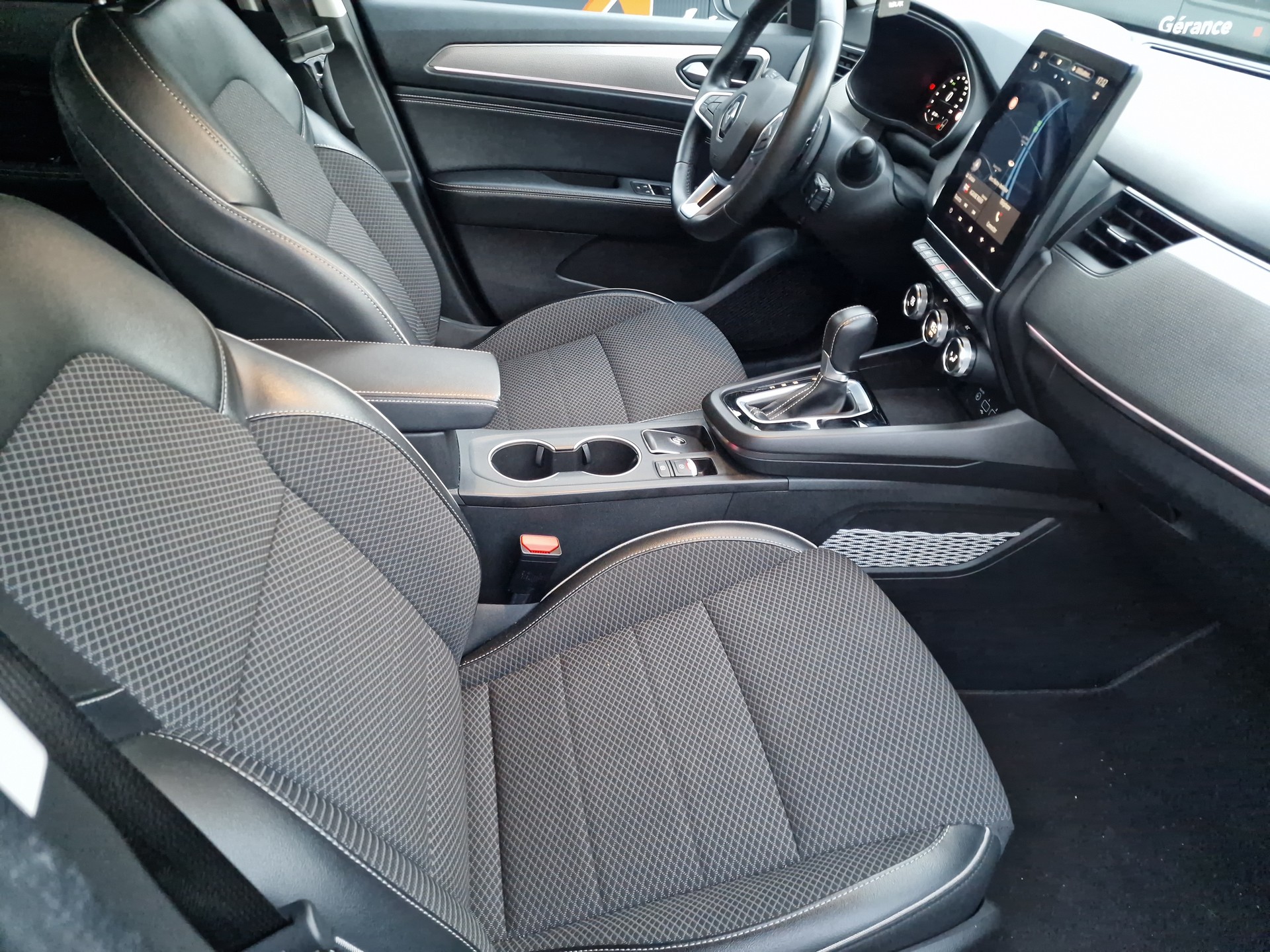 RENAULT Arkana 1.3 TCe Techno EDC-image-13