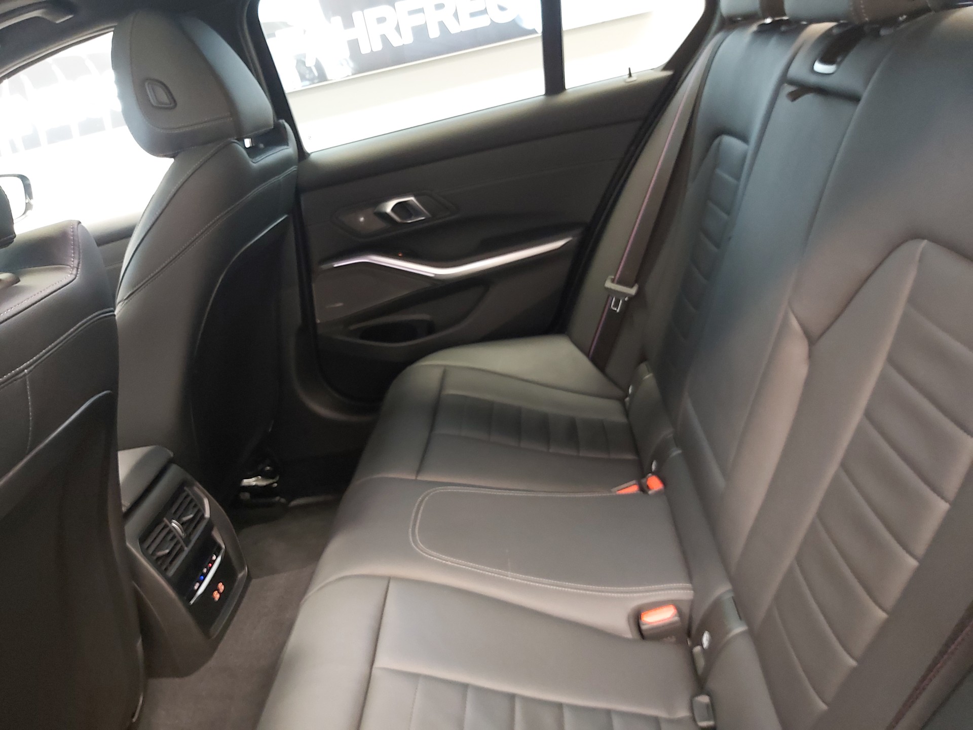 BMW 320d xDrive M Sport Limousine-image-20