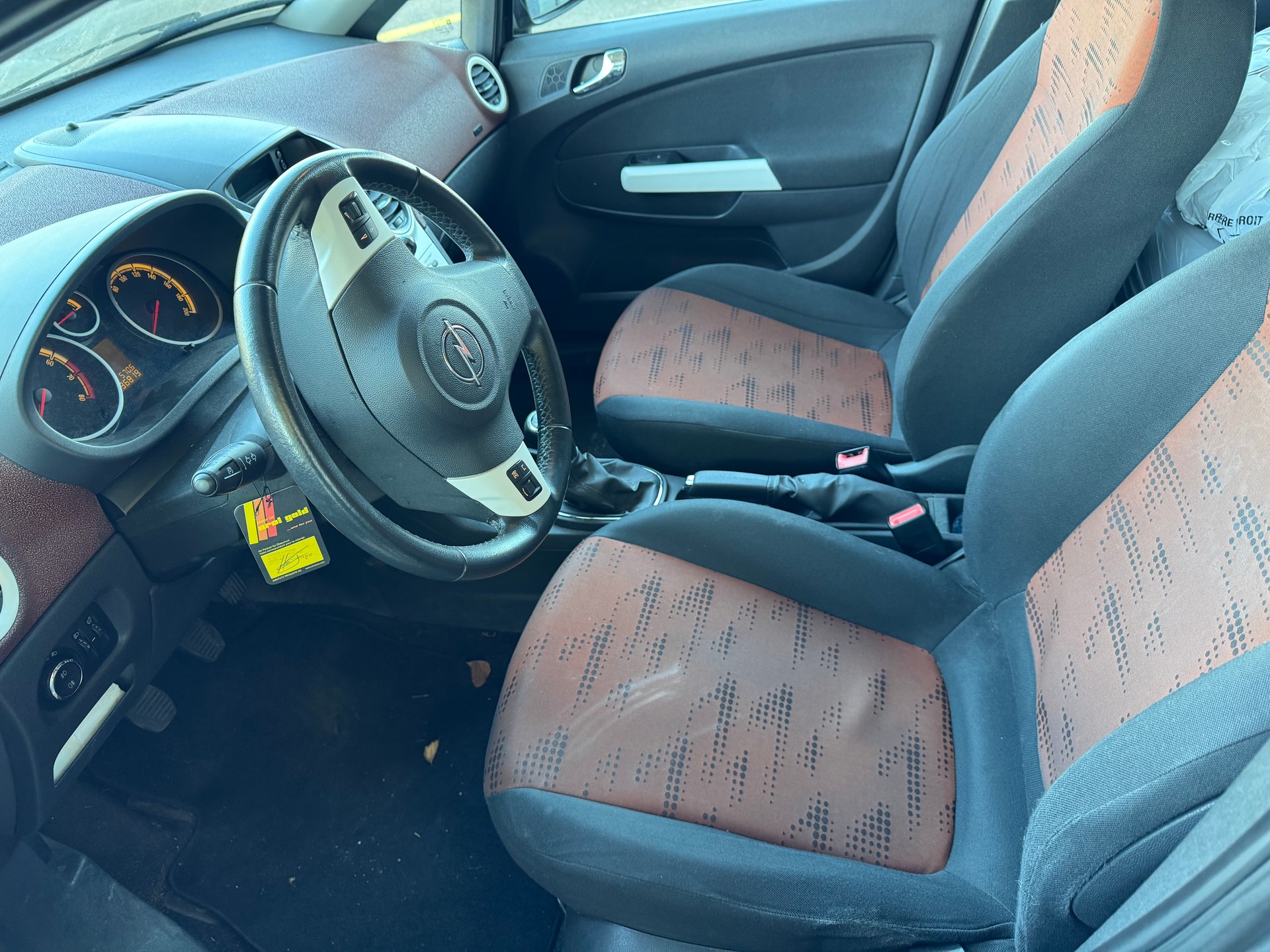 OPEL Corsa 1.4 TP Enjoy-image-8