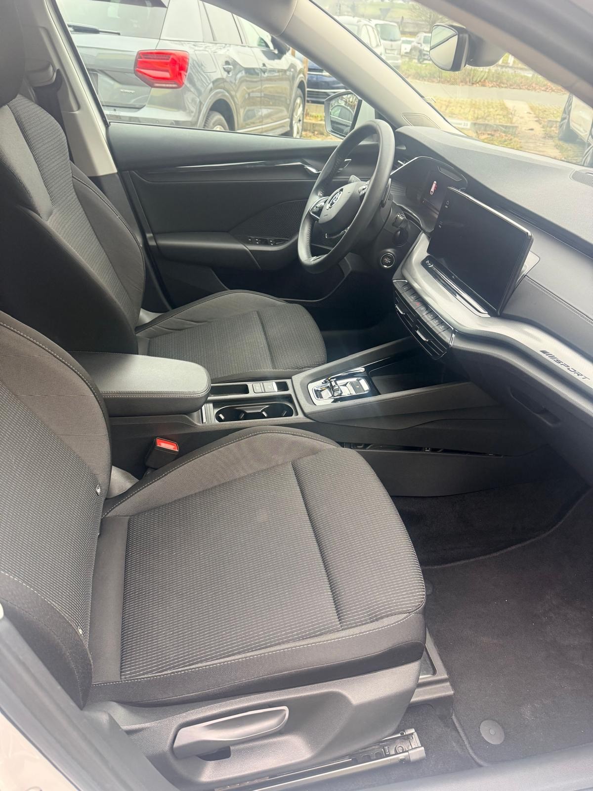 SKODA Octavia Combi 1.0 TSI mHEV DSG Ambition-image-10