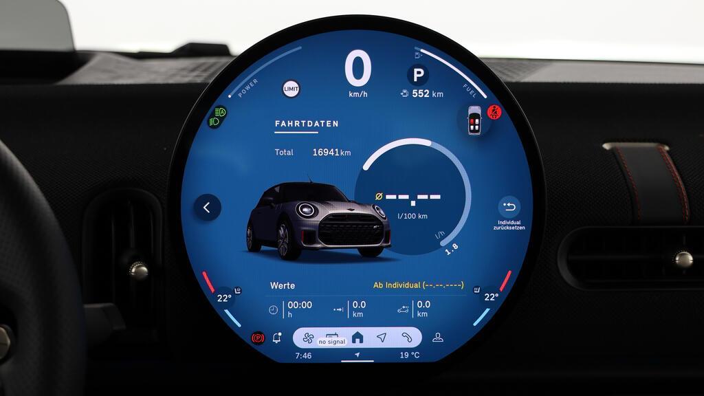 MINI John Cooper Works Cabrio-image-5