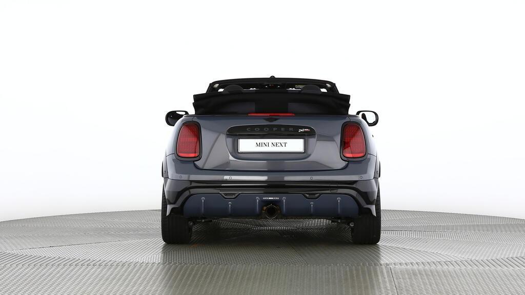 MINI John Cooper Works Cabrio-image-13