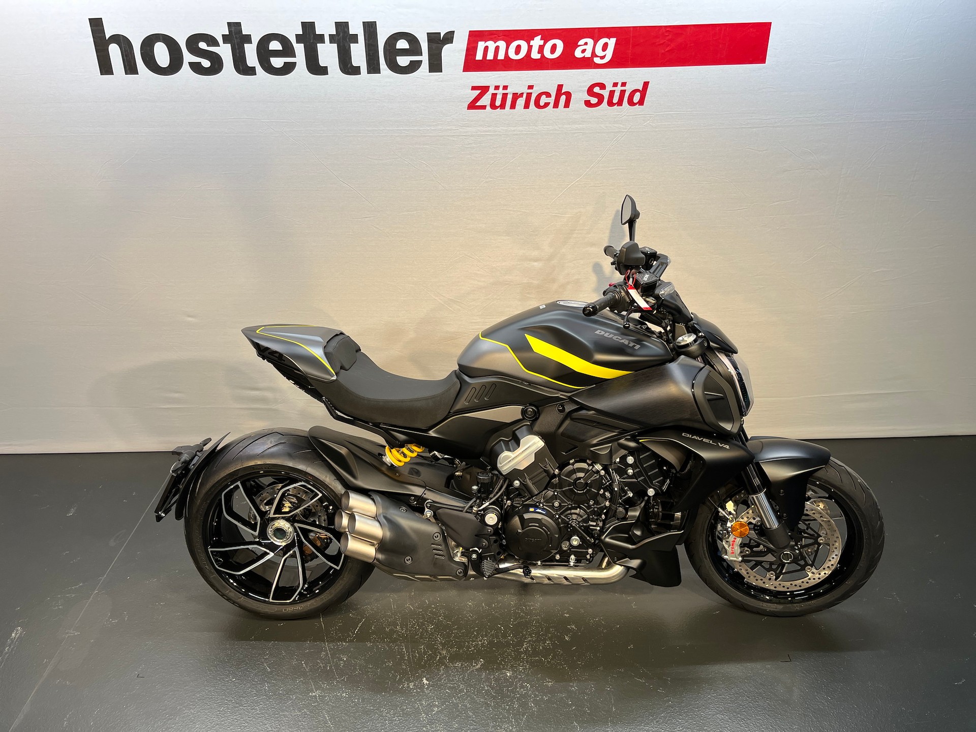 DUCATI Diavel V4 (60)-image-8