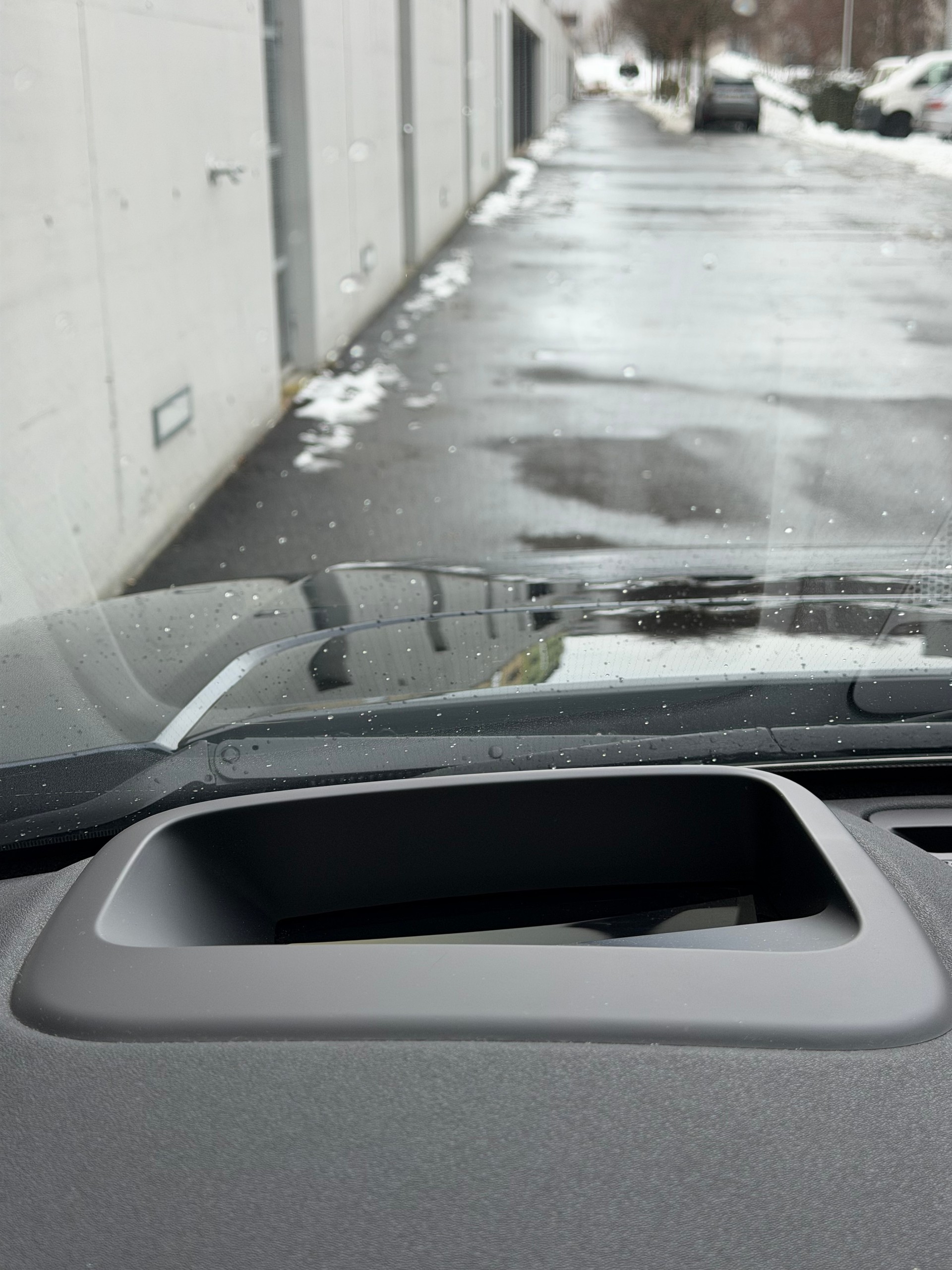 LAND ROVER Discovery Sport R Dyn P300e 1.5 PHEV Base AT8-image-11