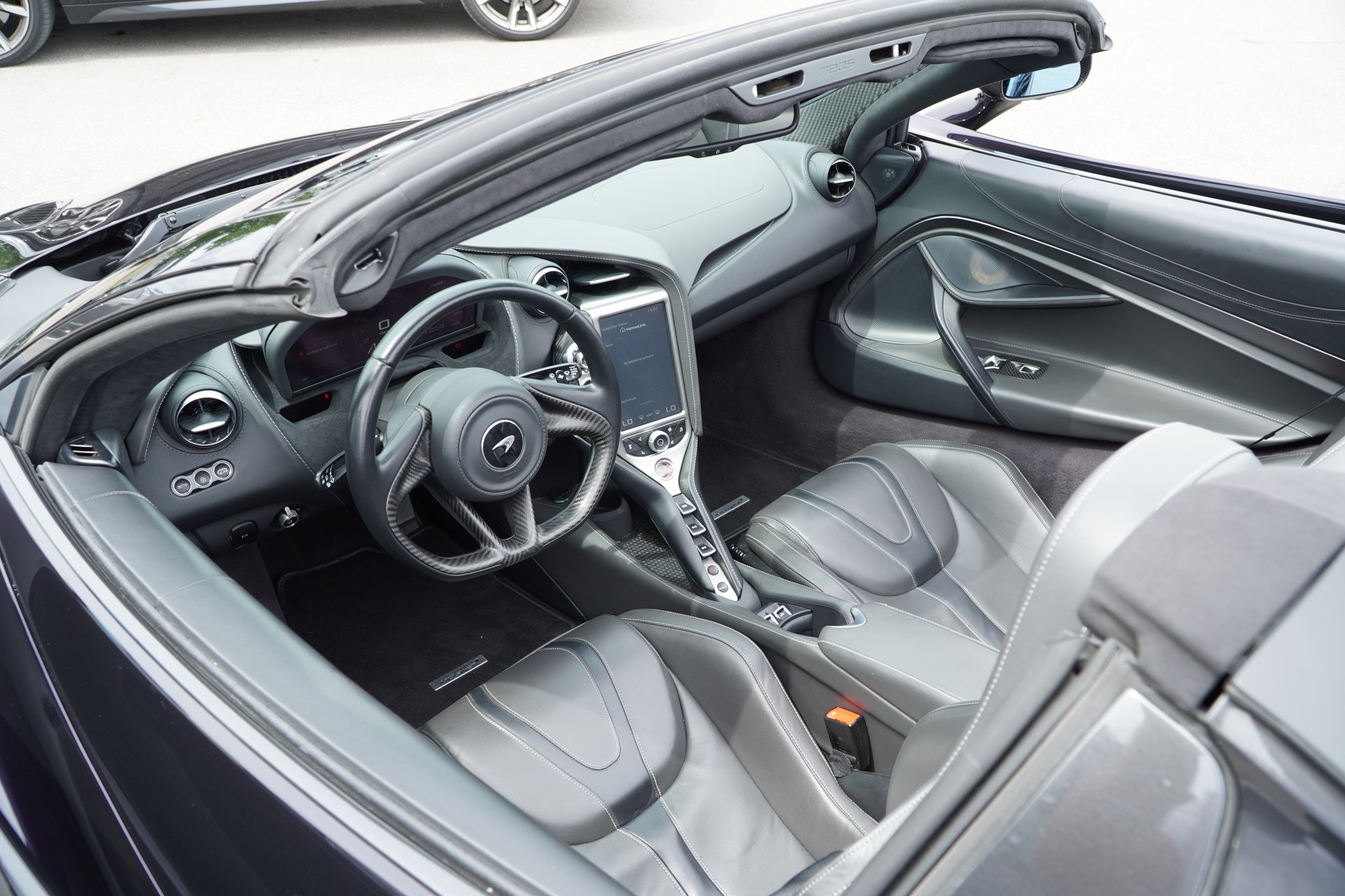 McLAREN 720S Spider 4.0 V8 SSG-image-13