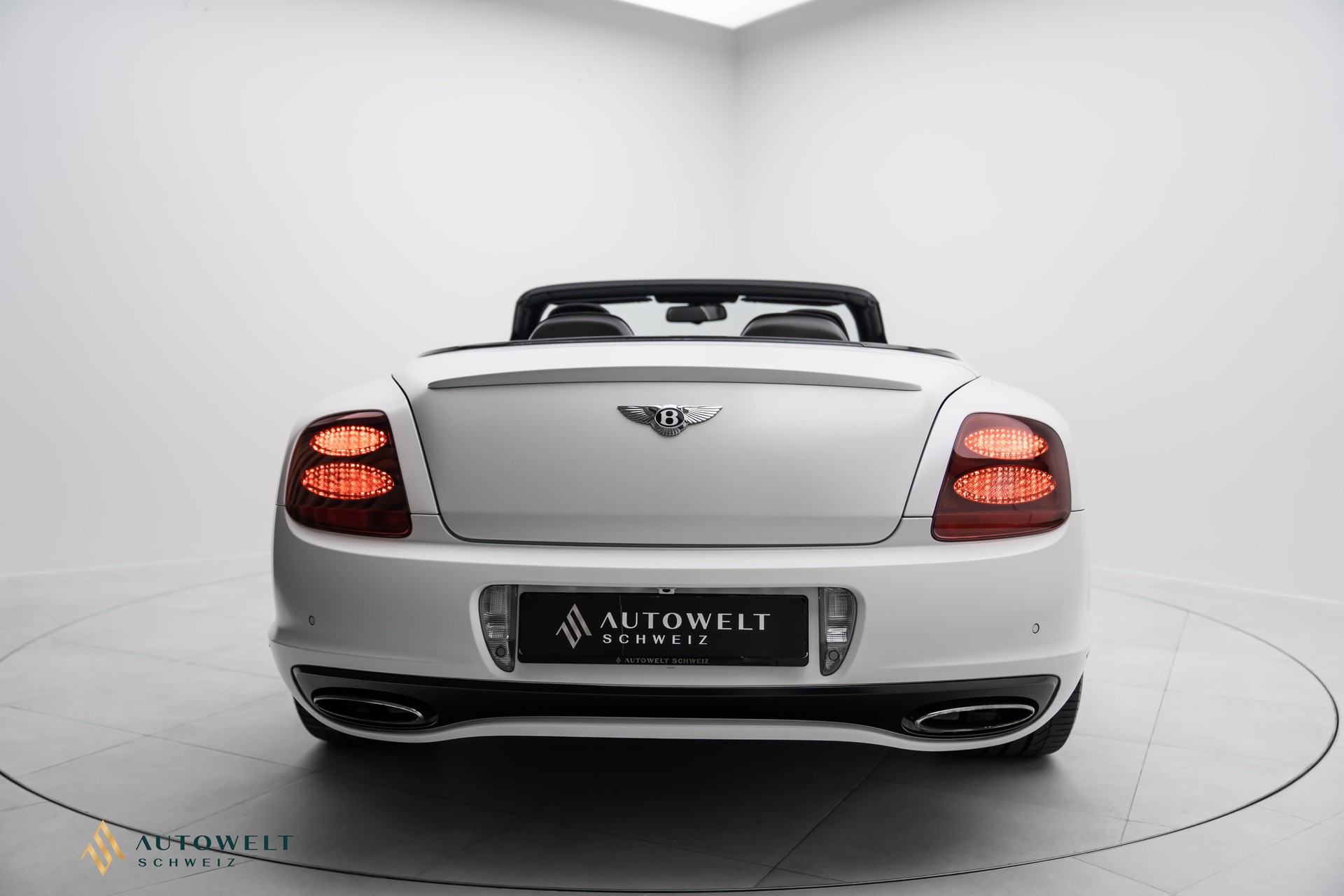 BENTLEY Continental Supersports Convertible 6.0 / Bugatti Sitze-image-4