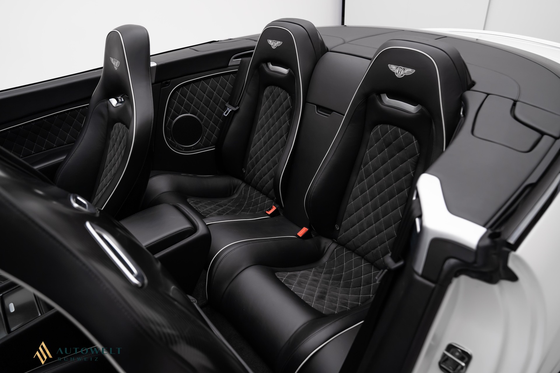BENTLEY Continental Supersports Convertible 6.0 / Bugatti Sitze-image-8