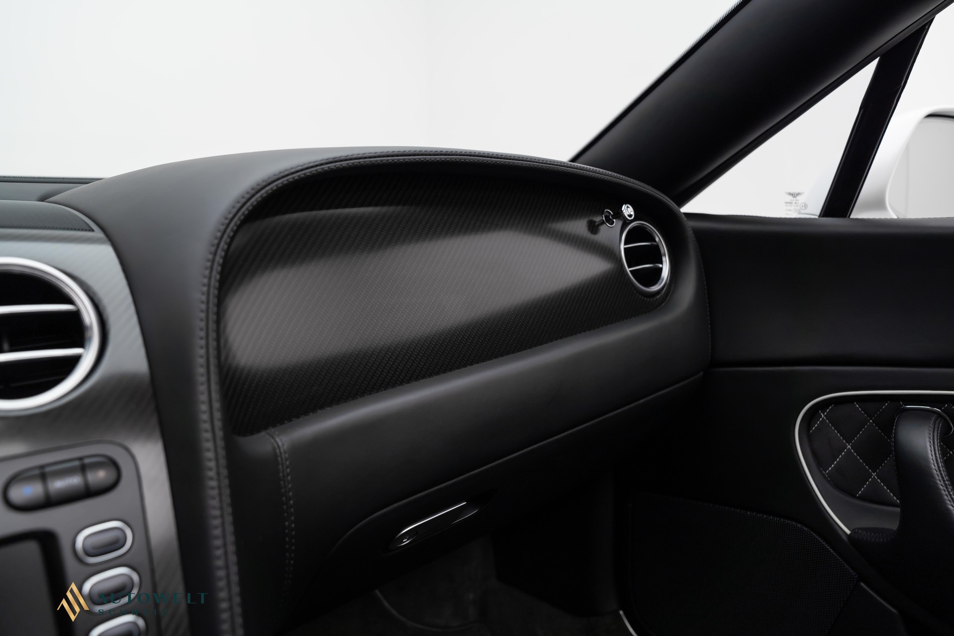 BENTLEY Continental Supersports Convertible 6.0 / Bugatti Sitze-image-10