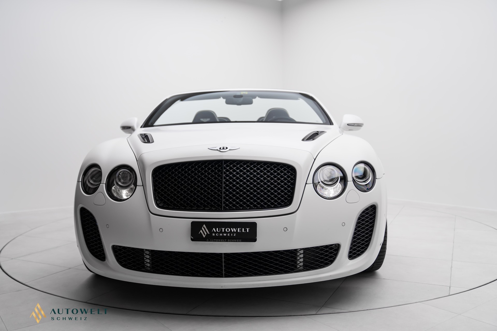 BENTLEY Continental Supersports Convertible 6.0 / Bugatti Sitze-showroom-element-3