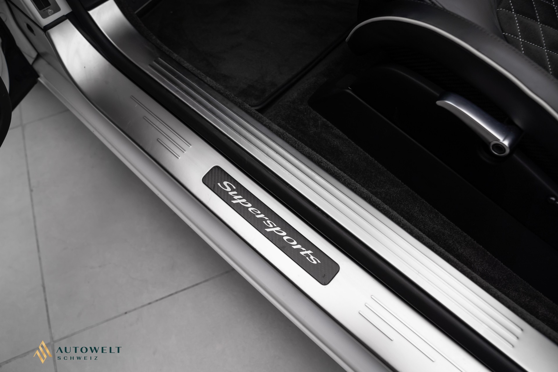 BENTLEY Continental Supersports Convertible 6.0 / Bugatti Sitze-image-11