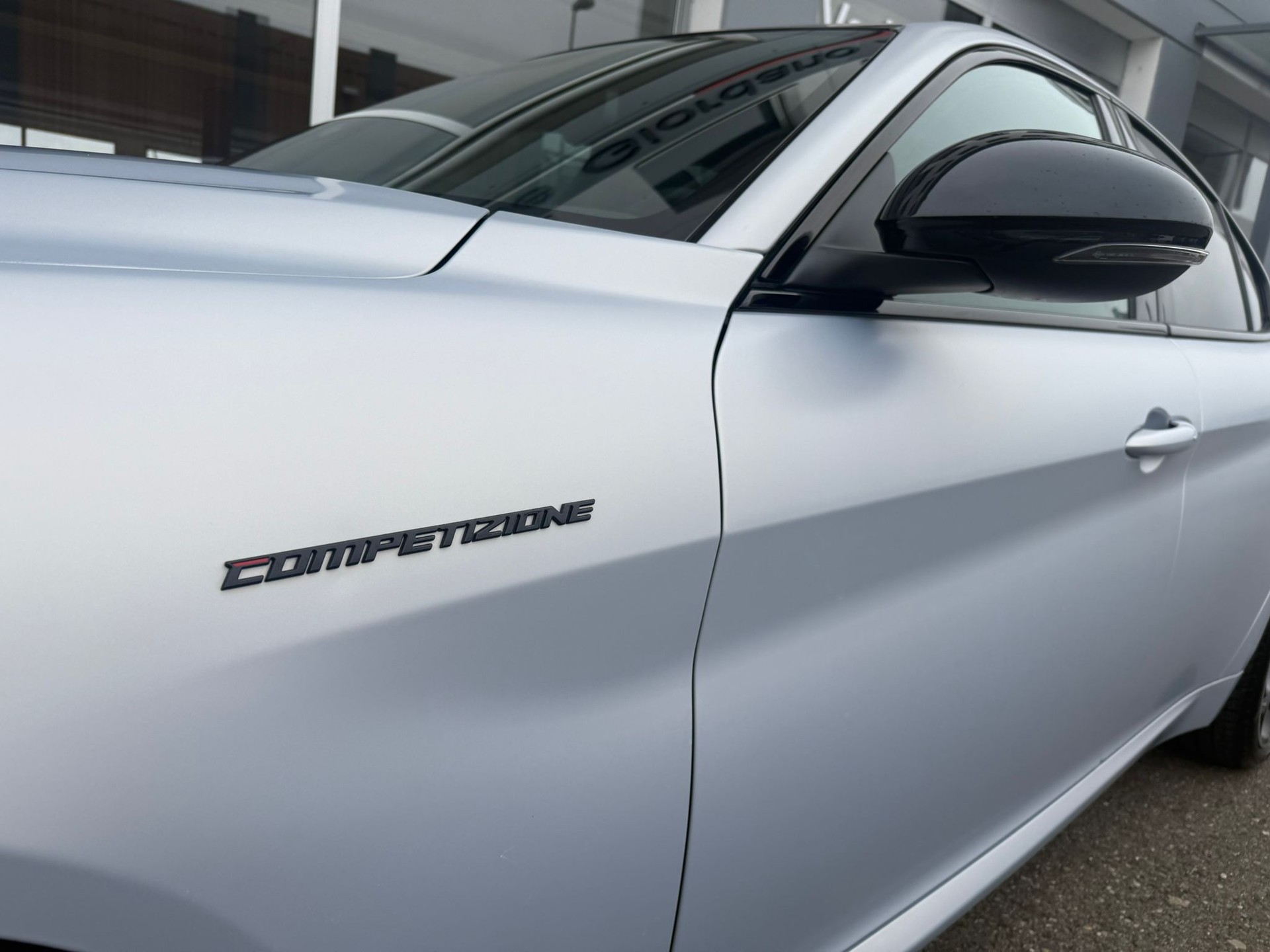 ALFA ROMEO Giulia 2.0 Competizione Pack Sky 280PS Q4 AT8 MY23/24-image-7