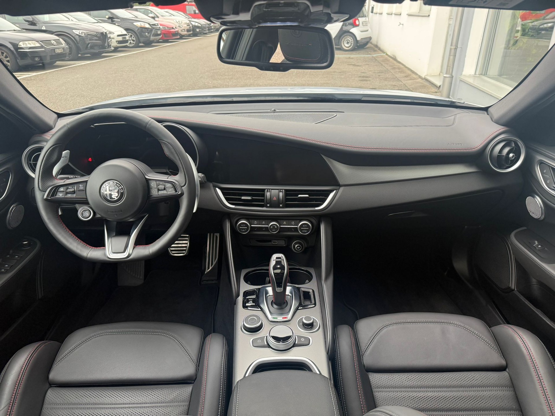ALFA ROMEO Giulia 2.0 Competizione Pack Sky 280PS Q4 AT8 MY23/24-image-11