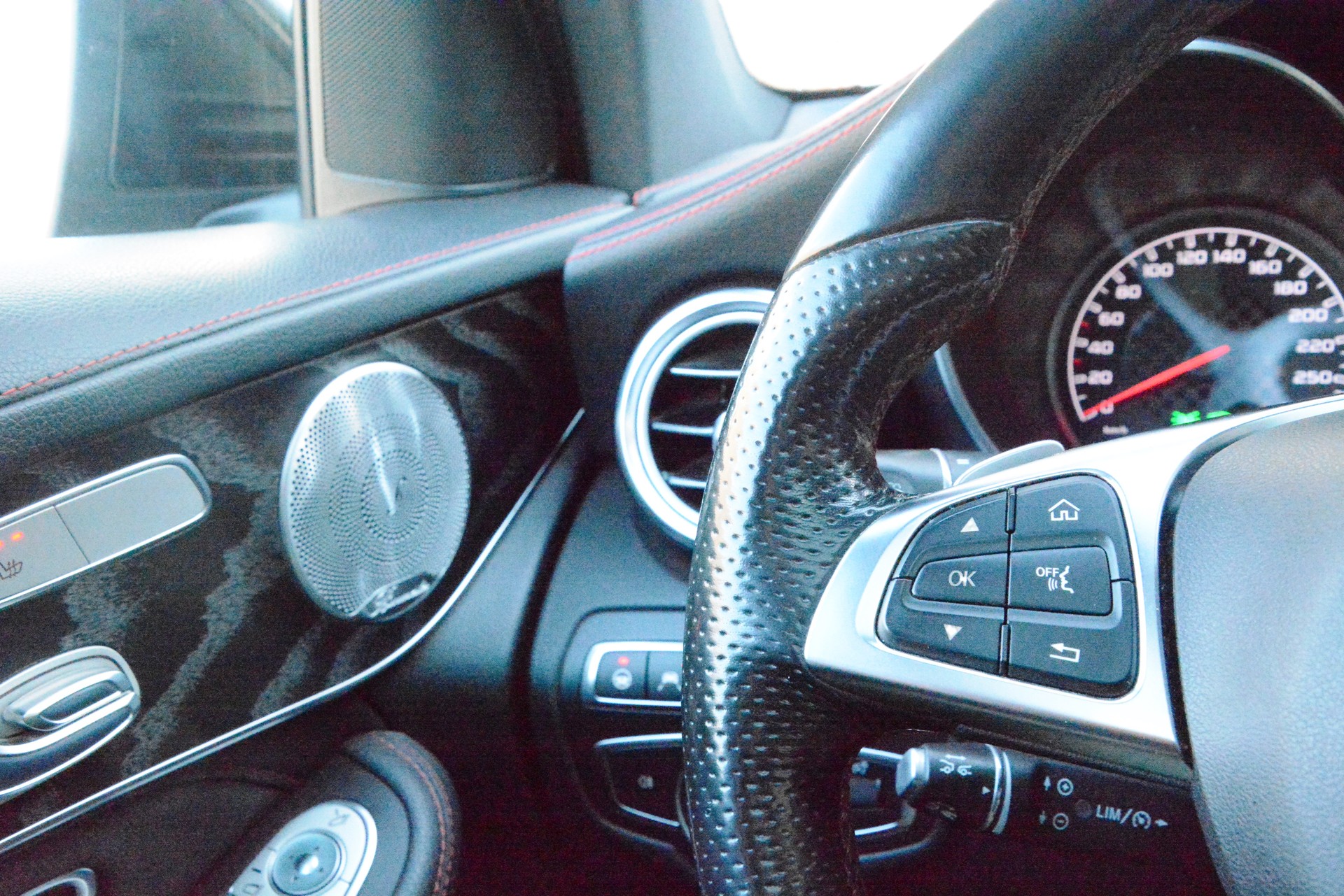 MERCEDES-BENZ GLC Coupé 43 AMG 4Matic 9G-Tronic-image-10
