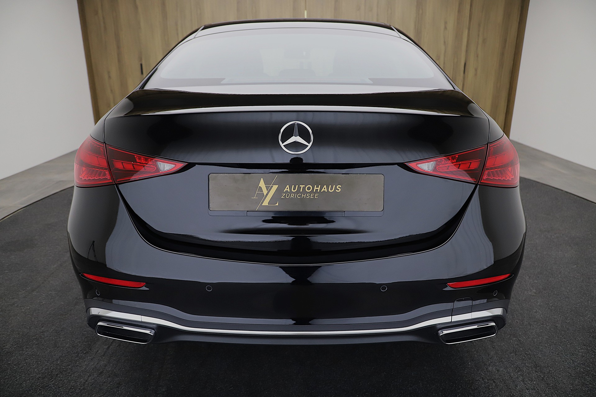 MERCEDES-BENZ C 220 d AMG Line Advance-image-3